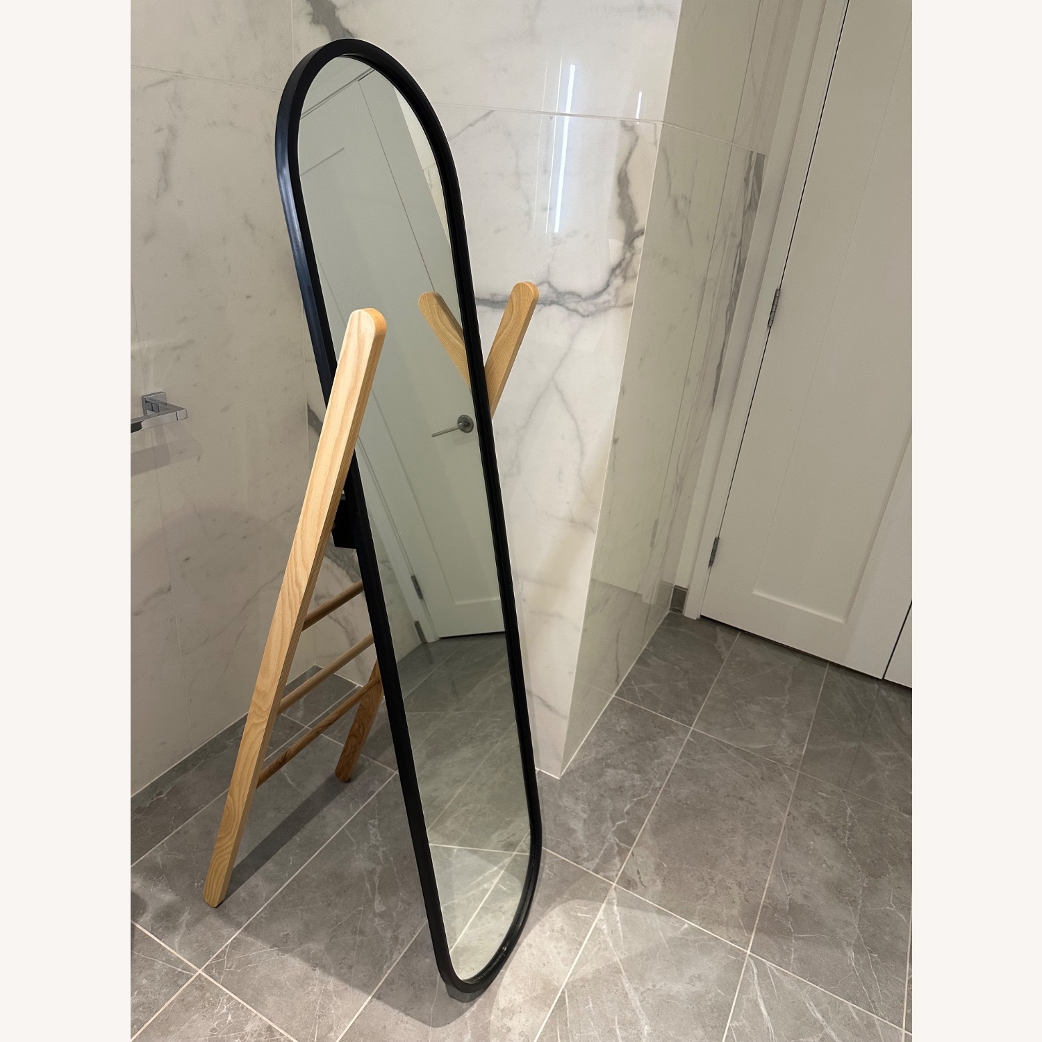 Full-Length Leaning Mirror WHanging Rack  - image-1