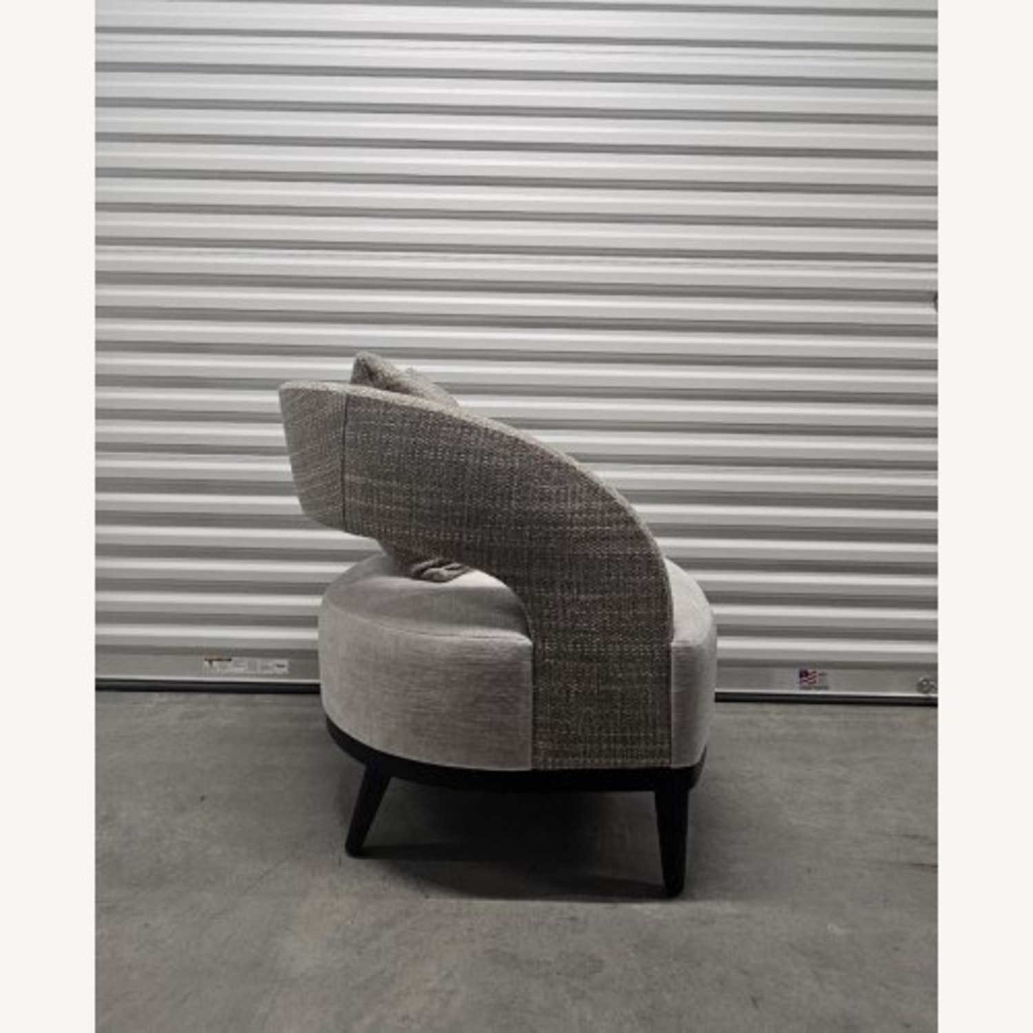 Adriana Hoyos Bolero 300 Armchair - image-3