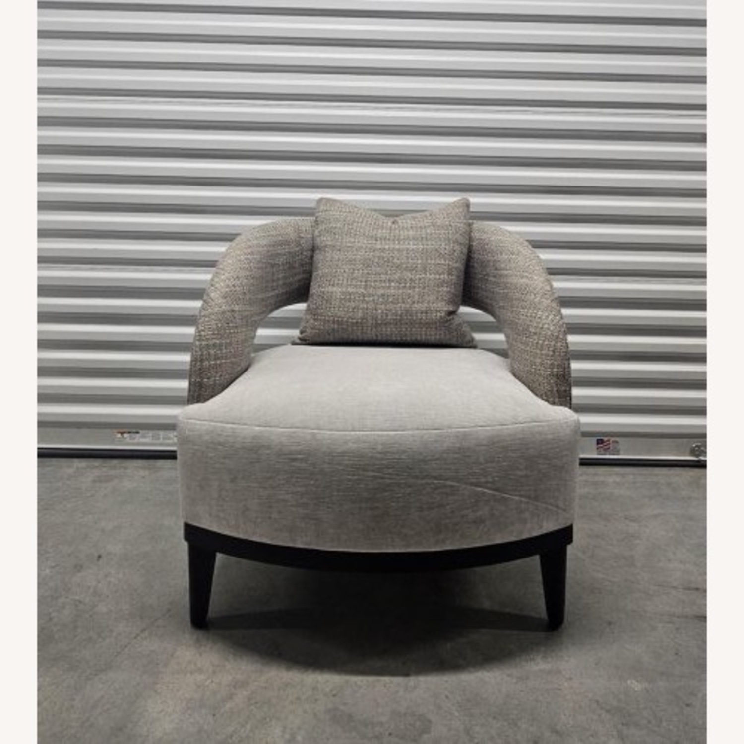 Adriana Hoyos Bolero 300 Armchair - image-4