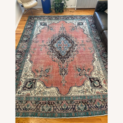 Used Vintage/Antique Finds Wool Area Rug 9' x 12' for sale on AptDeco