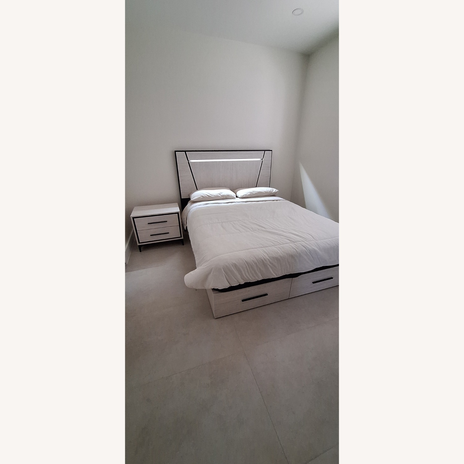 Lucia Queen Storage Bed - image-5