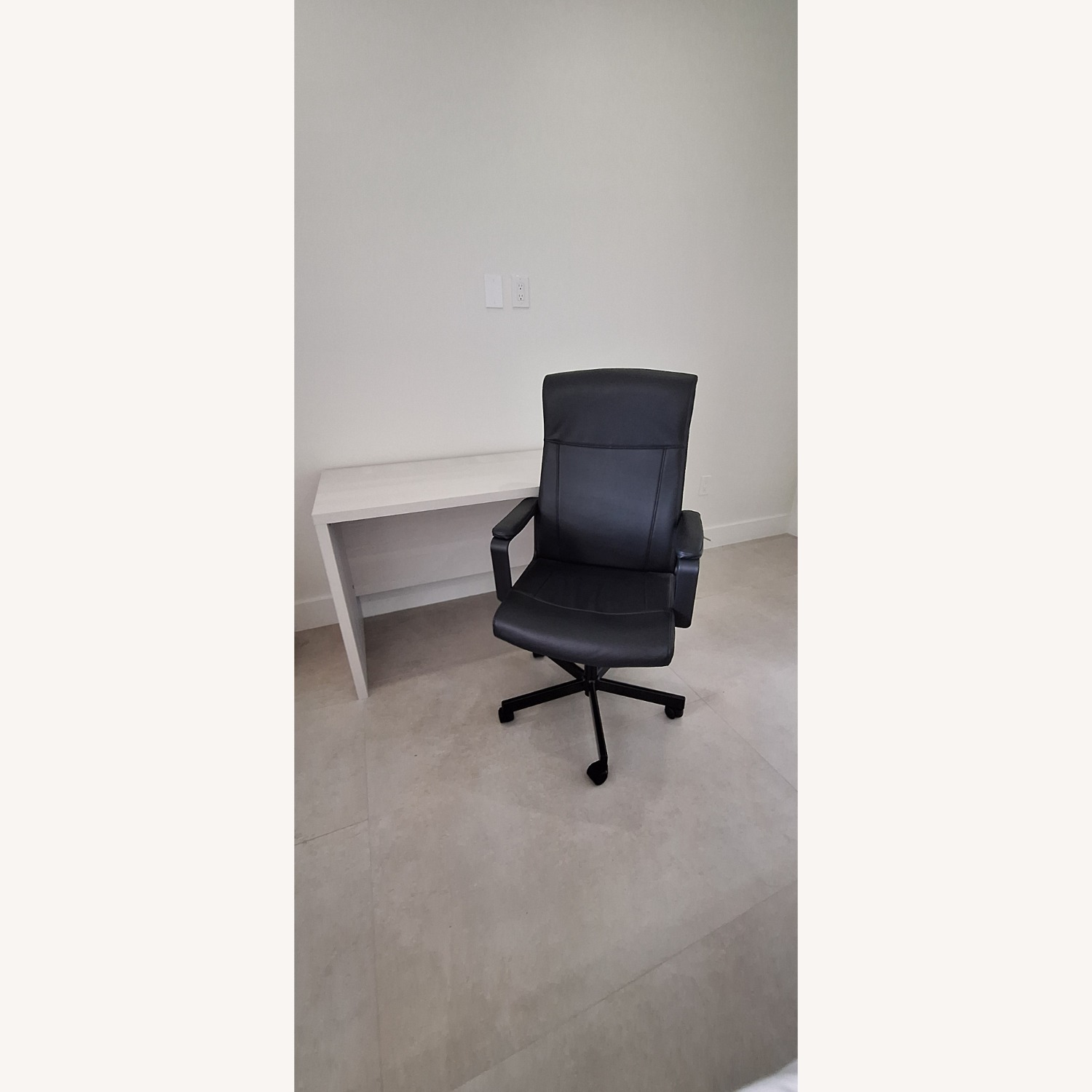 IKEA Millberget Swivel Chair Murum Black - image-1