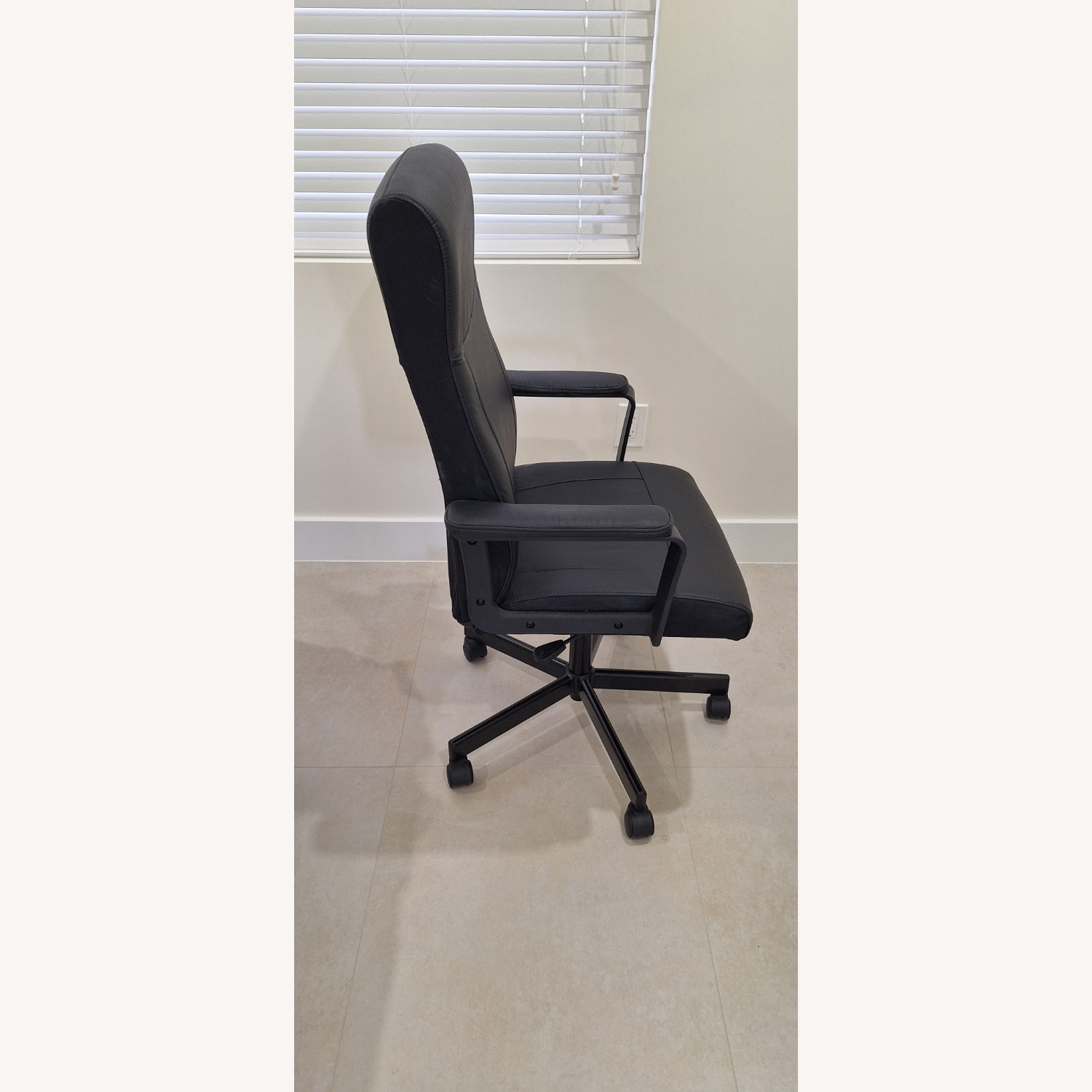 IKEA Millberget Swivel Chair Murum Black - image-3
