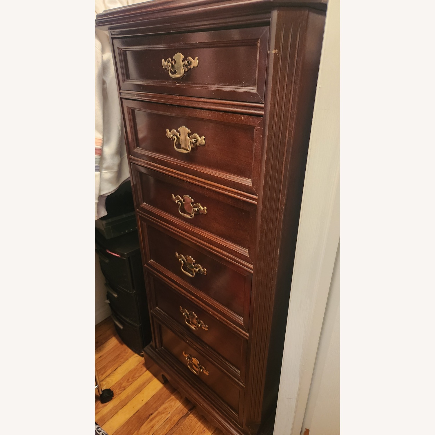 Bassett Chest - image-2