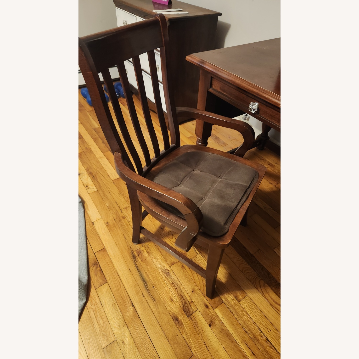 Bob's Discount Furniture Desk, Hutch - image-4