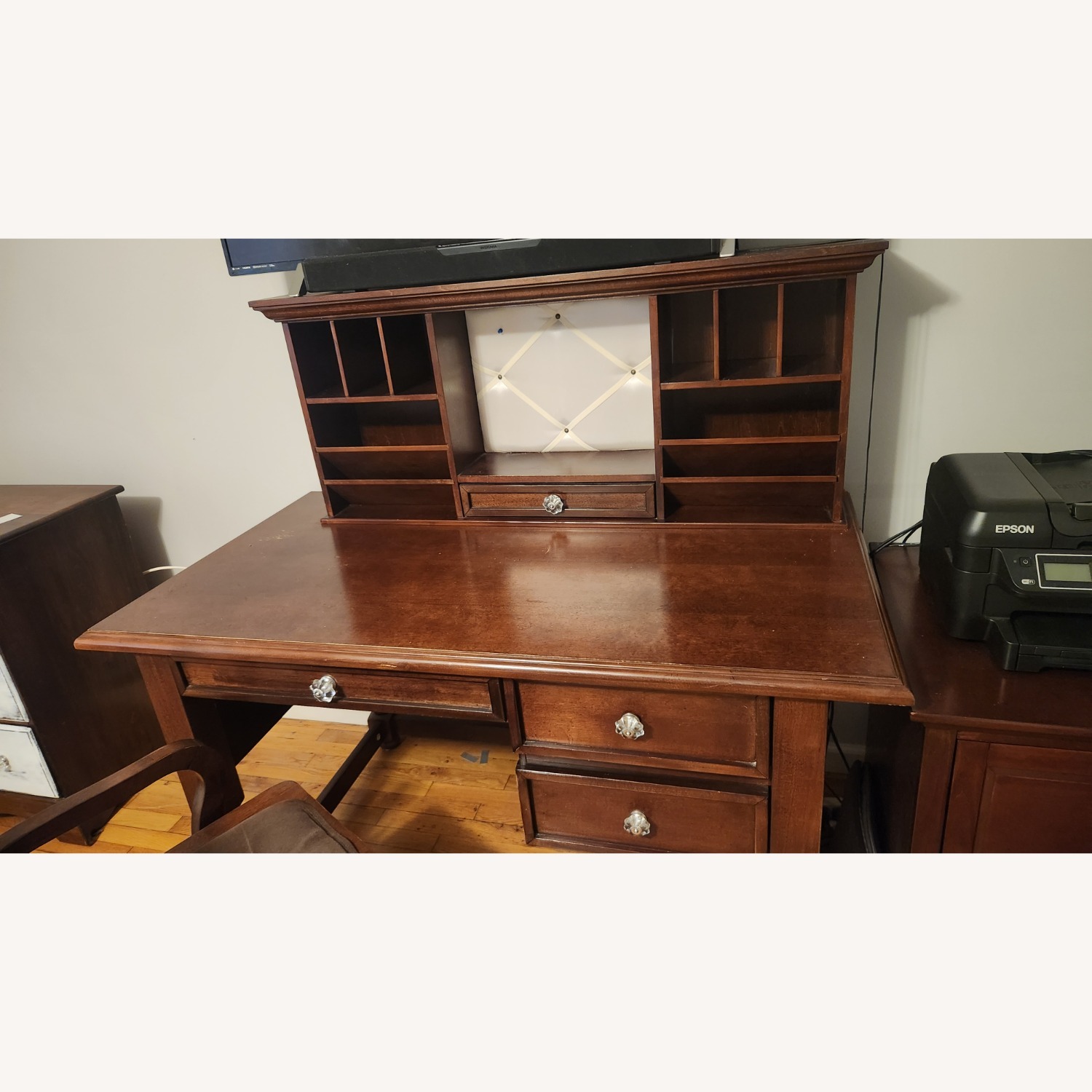 Bob's Discount Furniture Desk, Hutch - image-1
