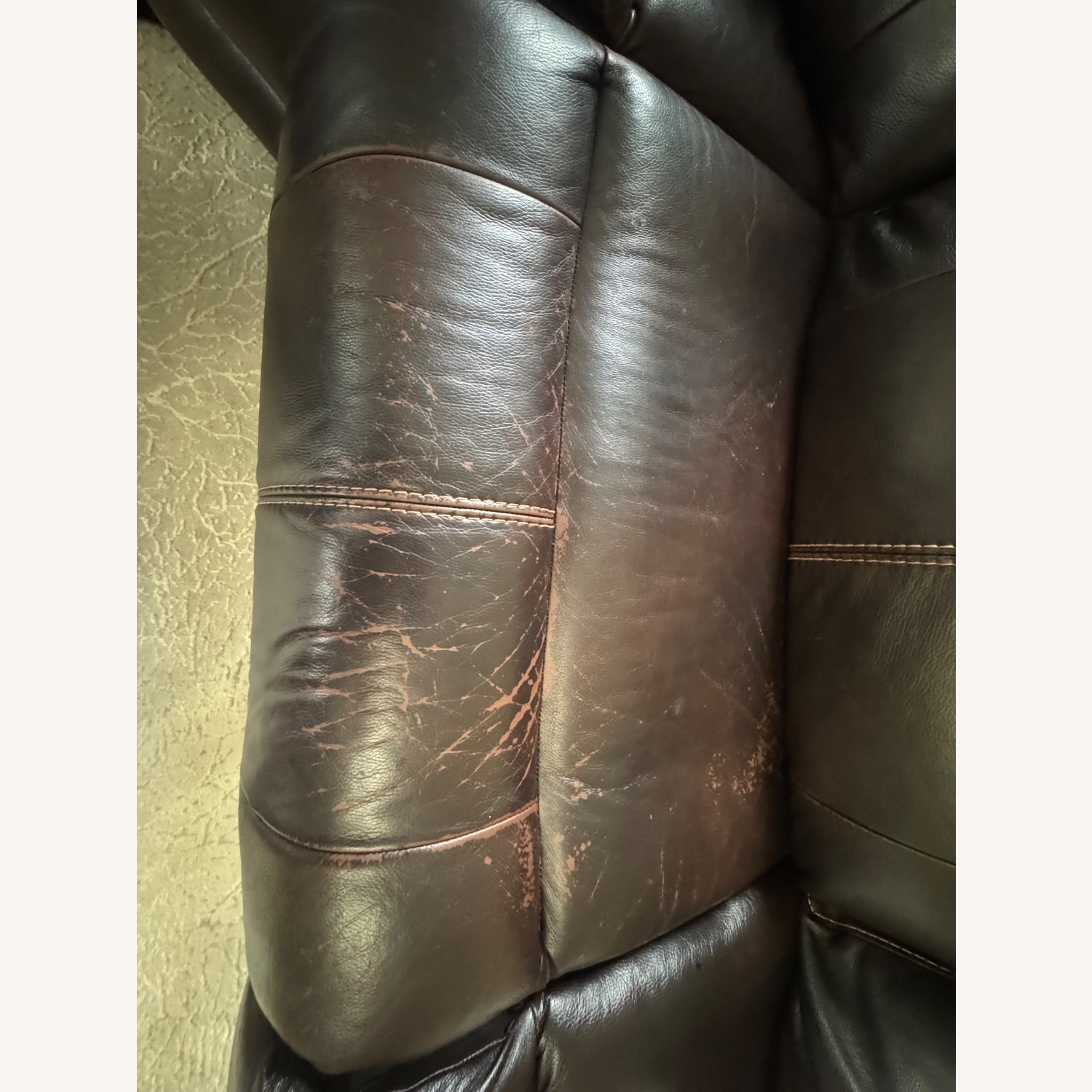 Dual Power Recliners  - image-6