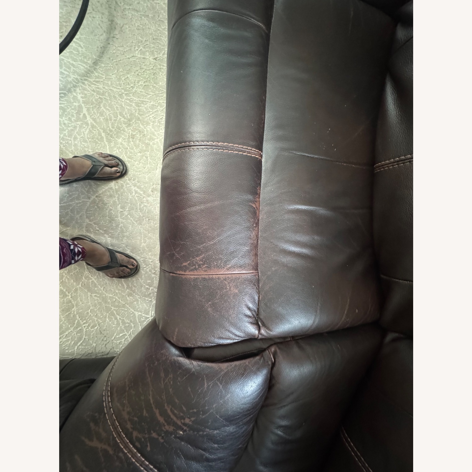 Dual Power Recliners  - image-5