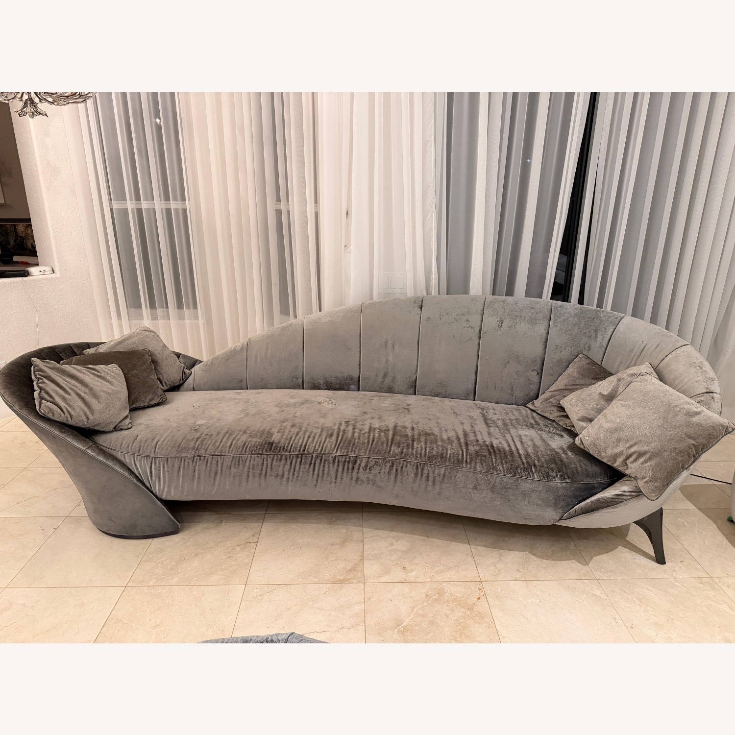 Sofa - image-2