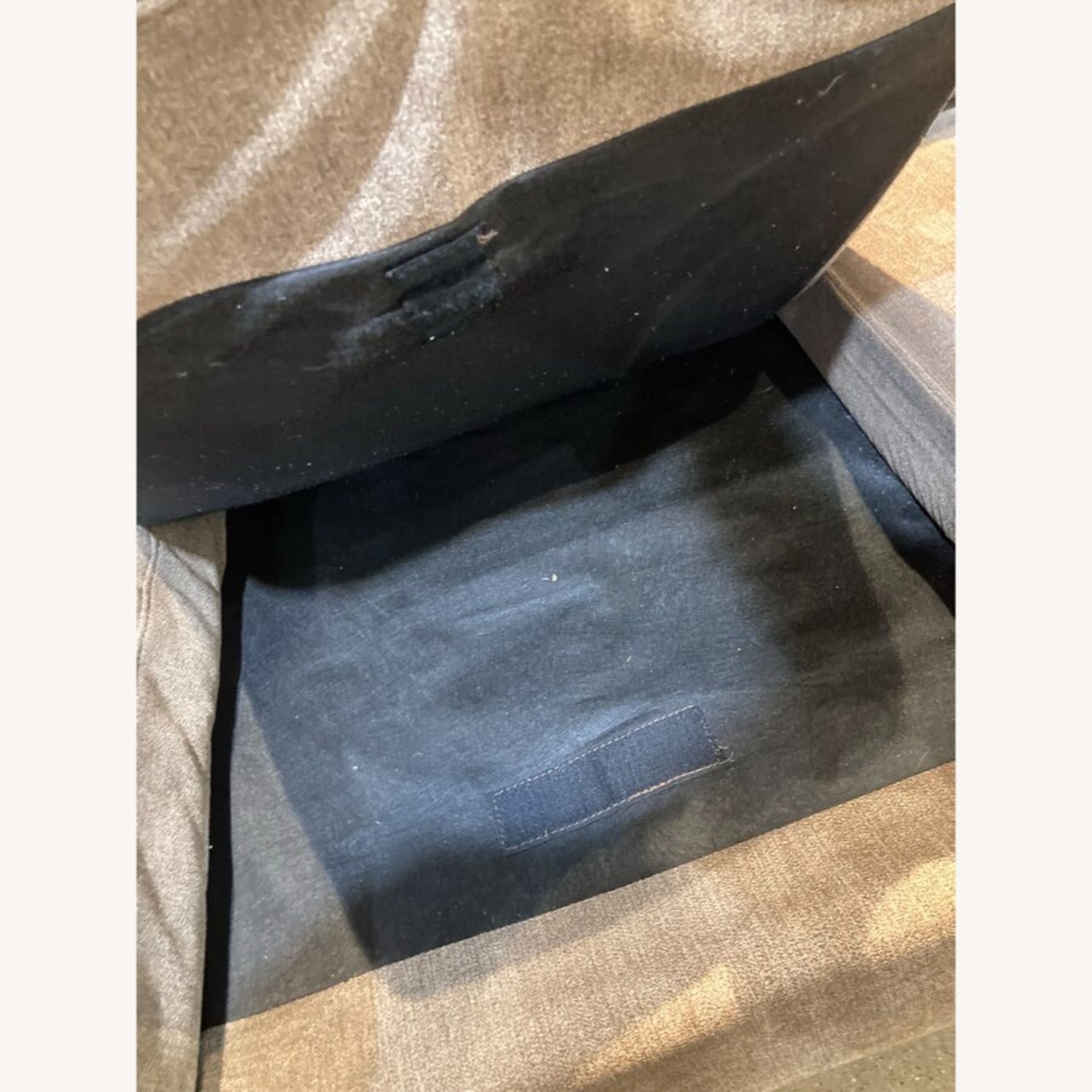 Minhas 2-Piece Sectional Brown - image-10