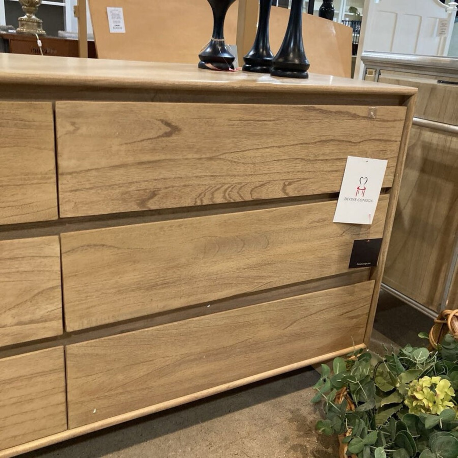 Halmstad 6-Drawer Dresser - image-4