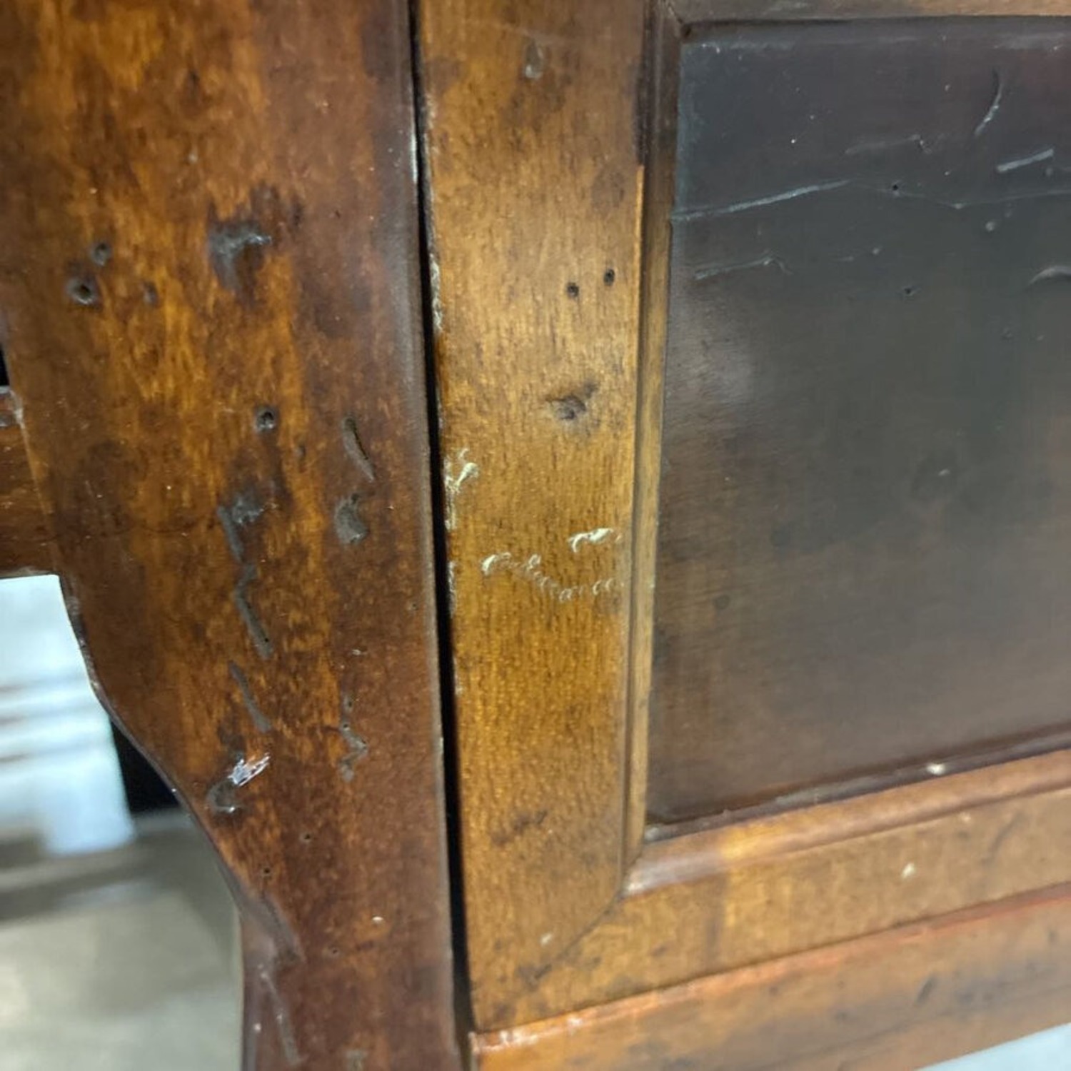 Milling Road Italian Provincial Writing Desk - image-10