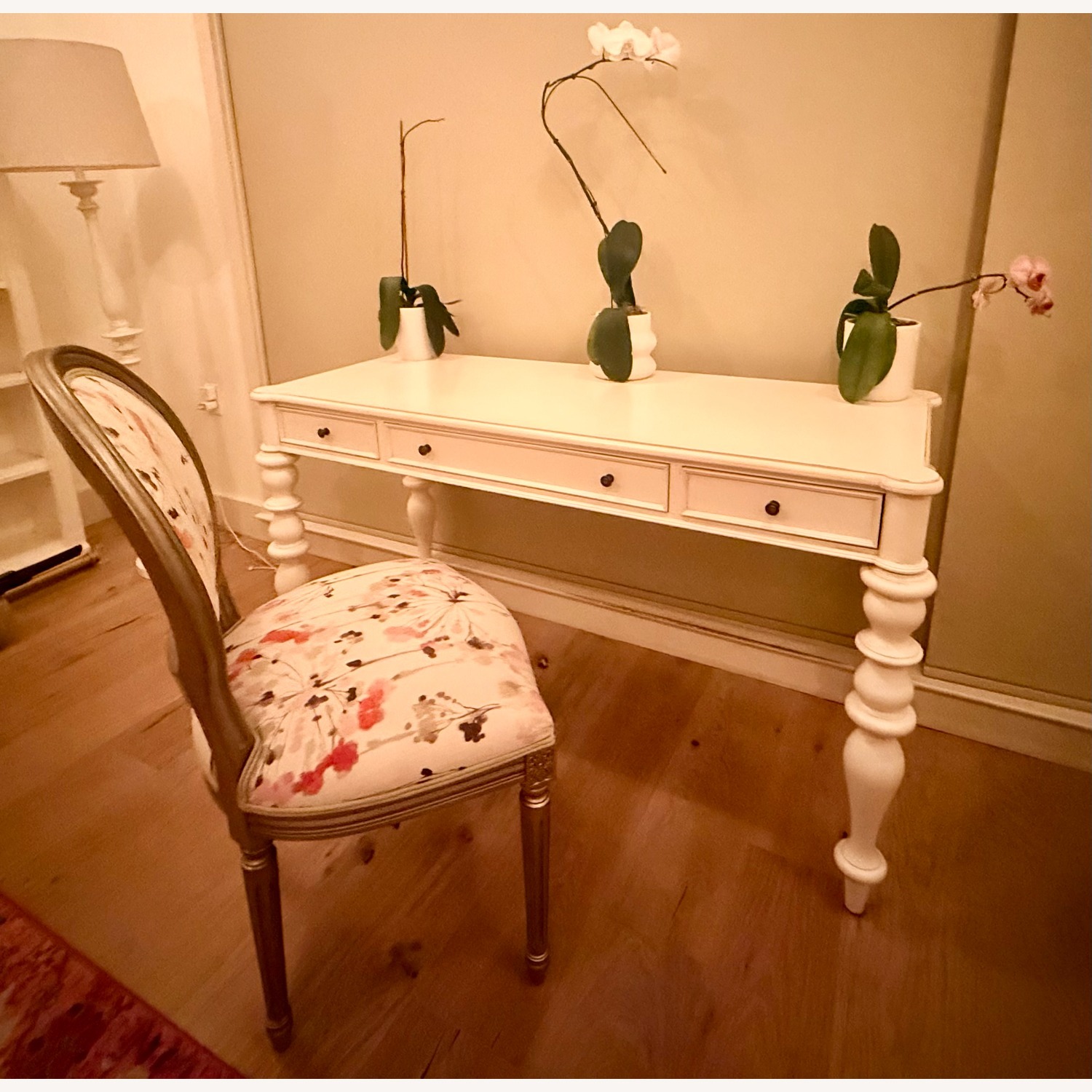 Ethan Allen White Wood Console Table - image-5