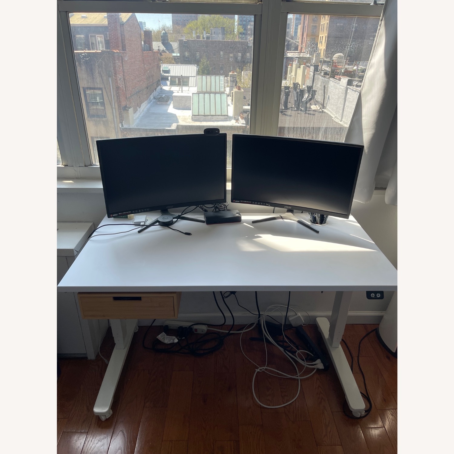 Uplift Standing Desk - image-2