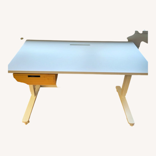 Used Uplift Standing Desk for sale on AptDeco