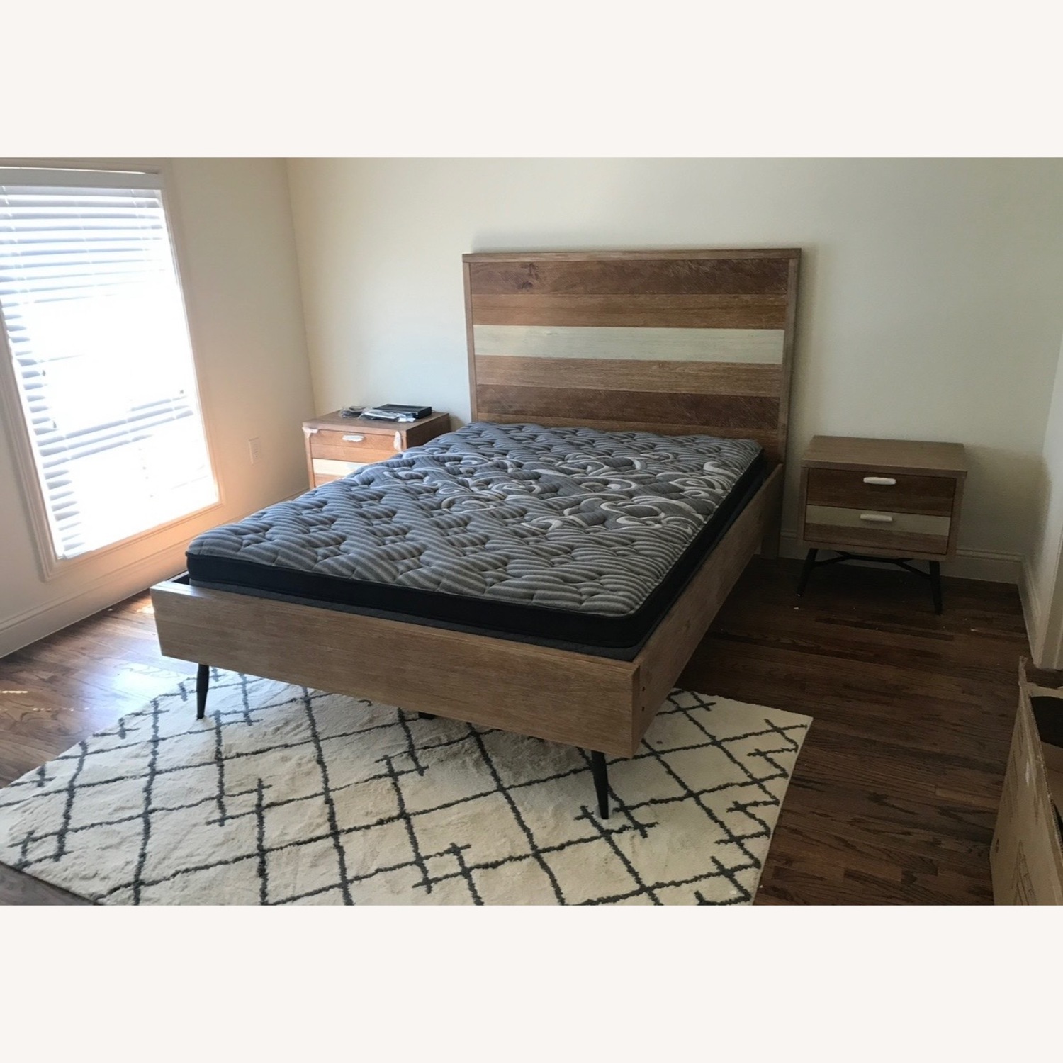 Rooms To Go Midtown Loft Natural 3 Pc Queen Panel Bed - image-2