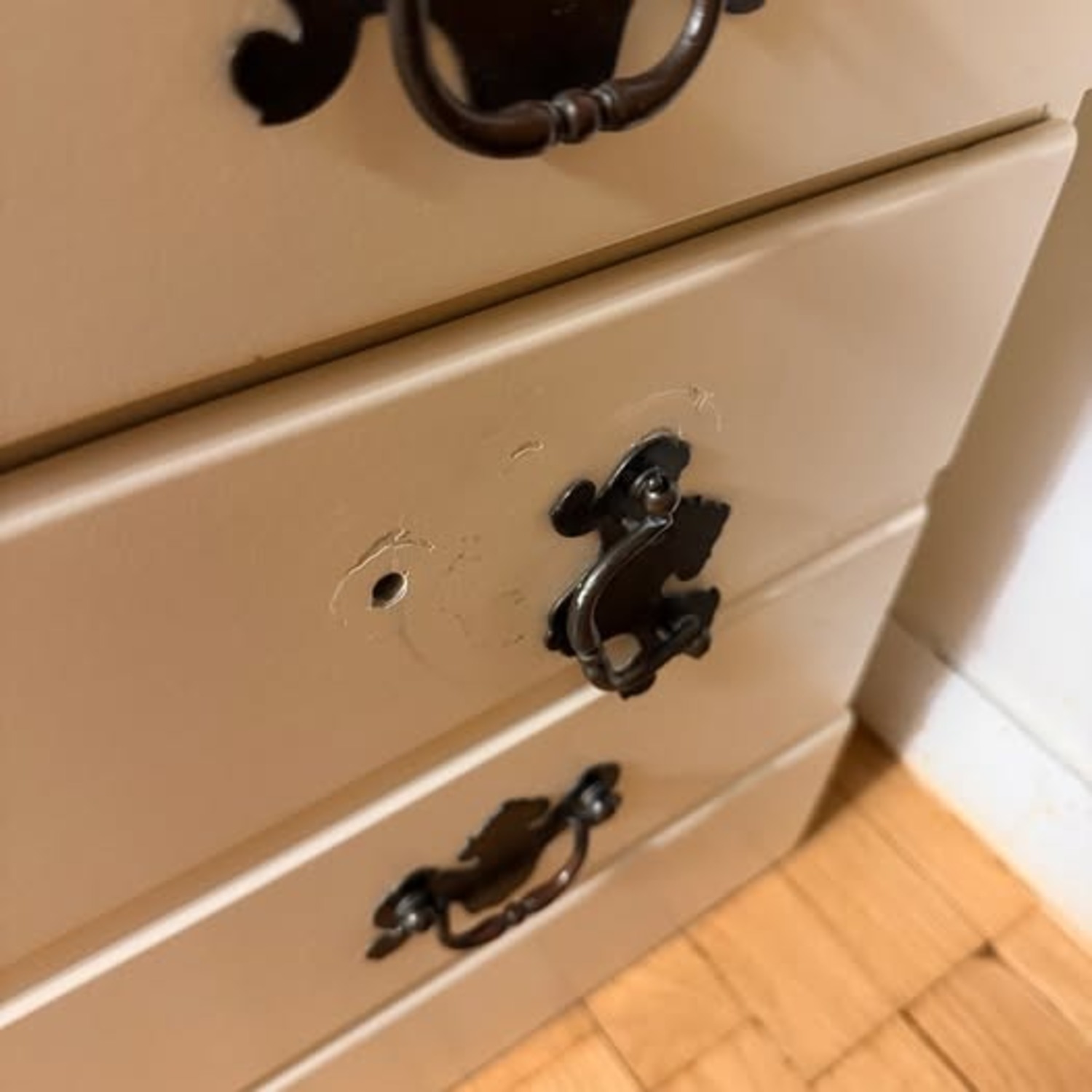 Ethan Allen White Wood Dresser - image-4