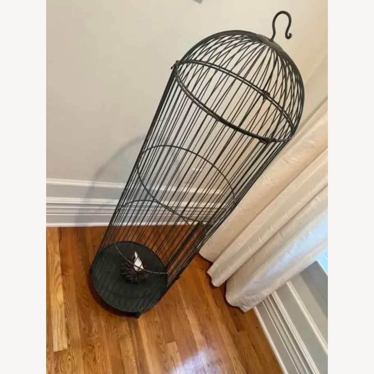 Dark Gray Décor - image-2