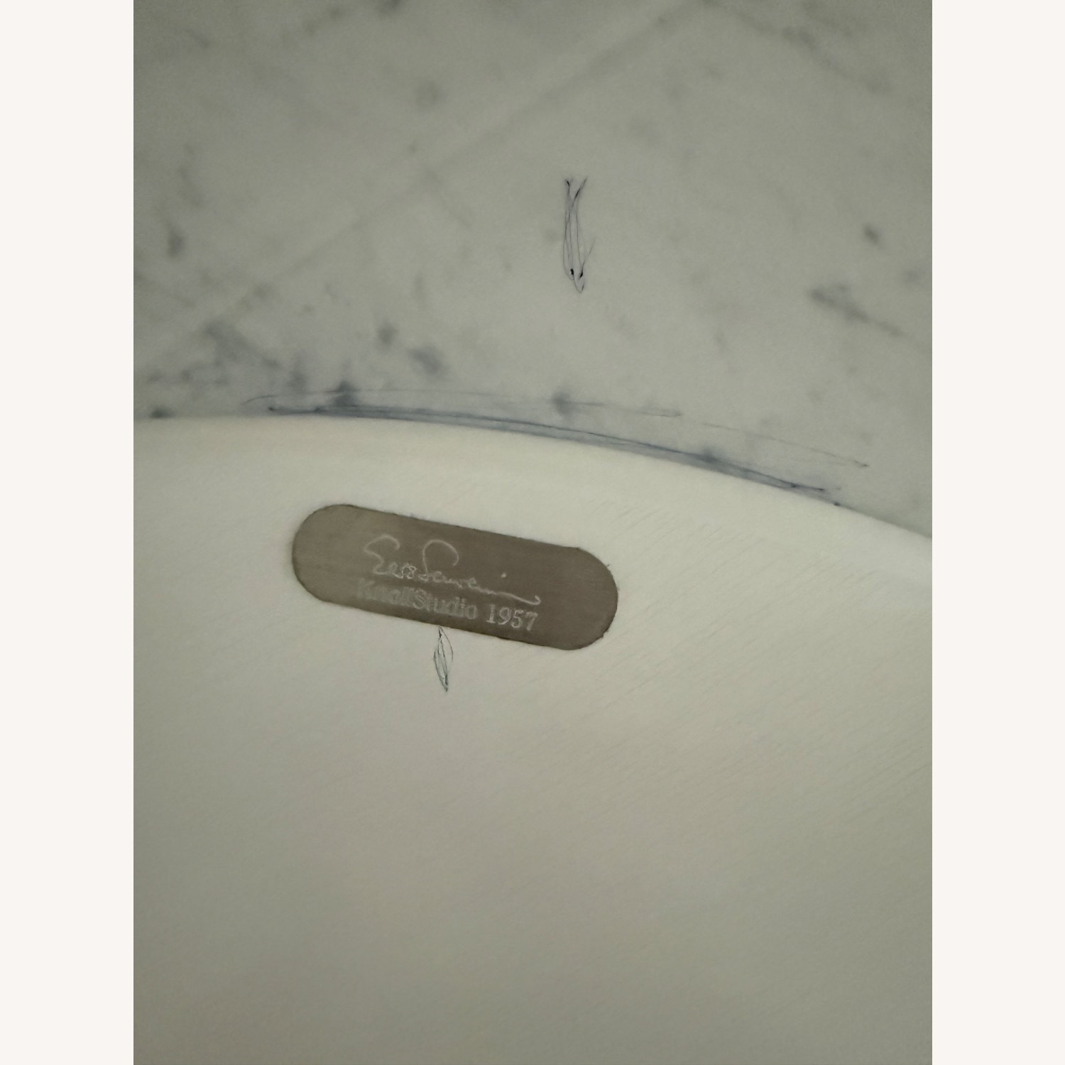 Saarinen Carrara Oval Dining Table 84” - image-3