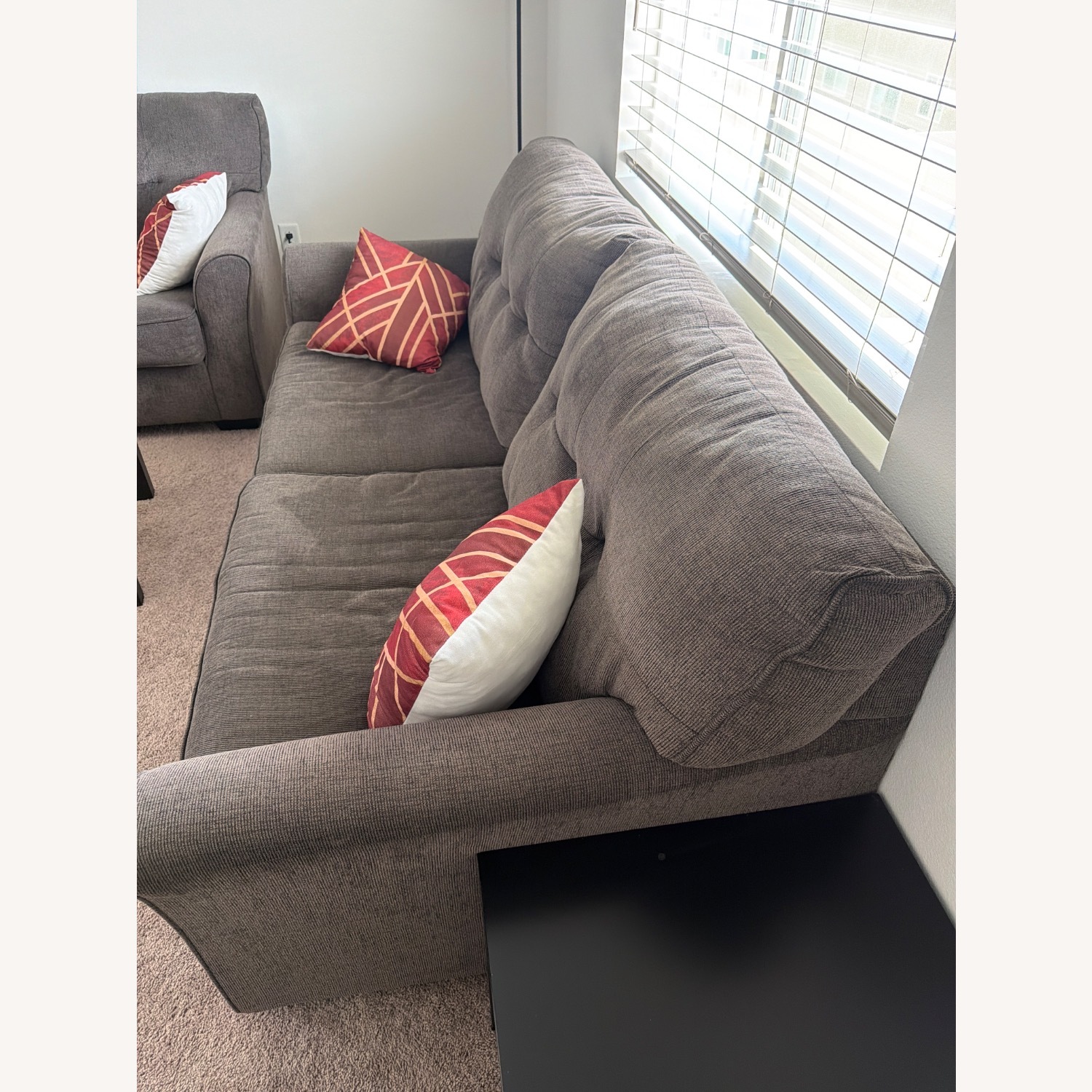 2 Set Sofa - image-3