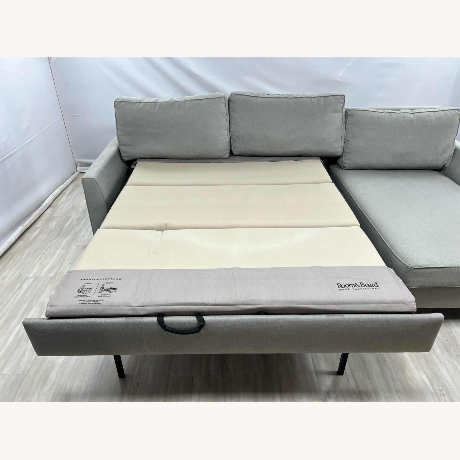 Room and Board Berin Queen Sleeper With Chaise - image-7