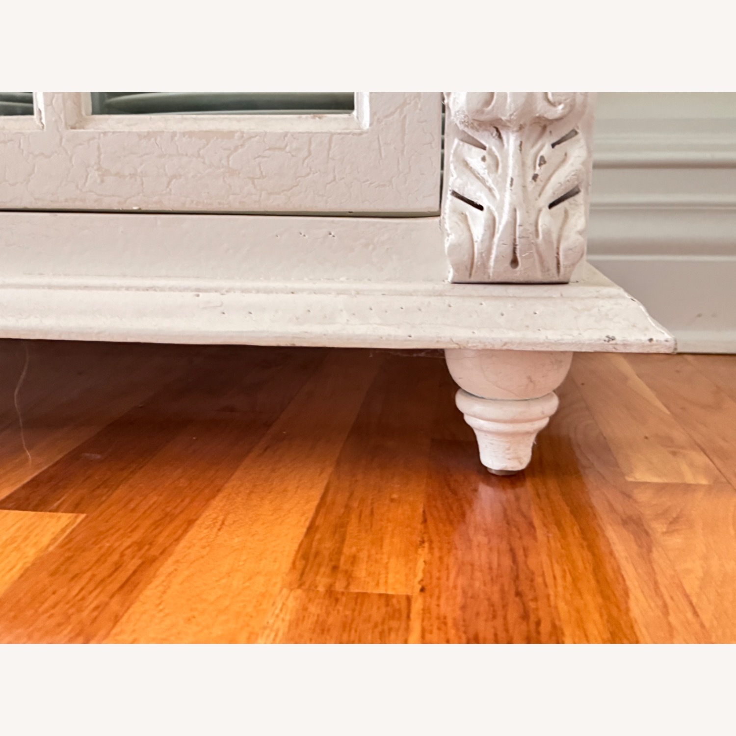 White Sideboard - image-3