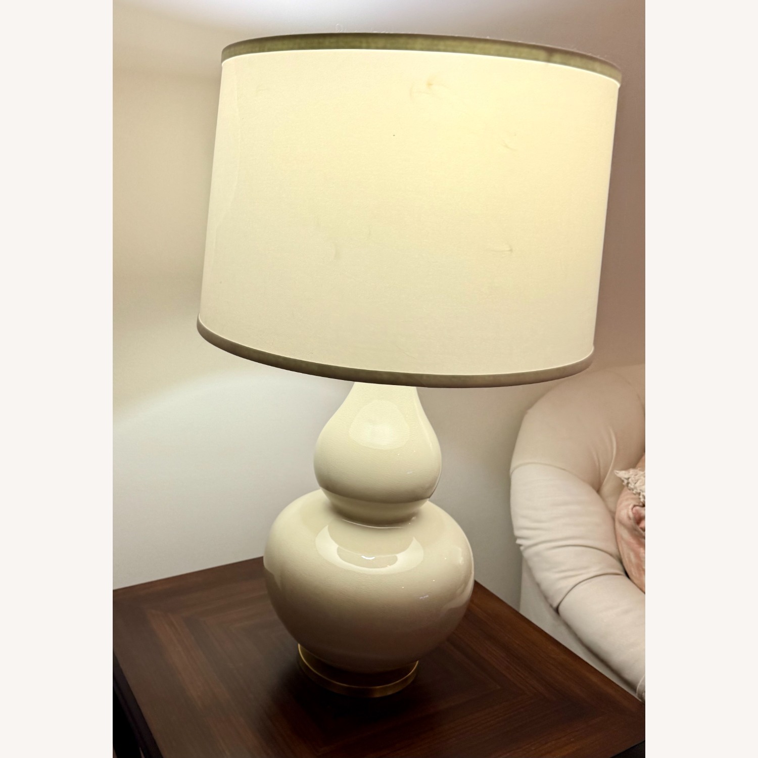 Pair of Ethan Allen White Ceramic Table Lamps - image-2