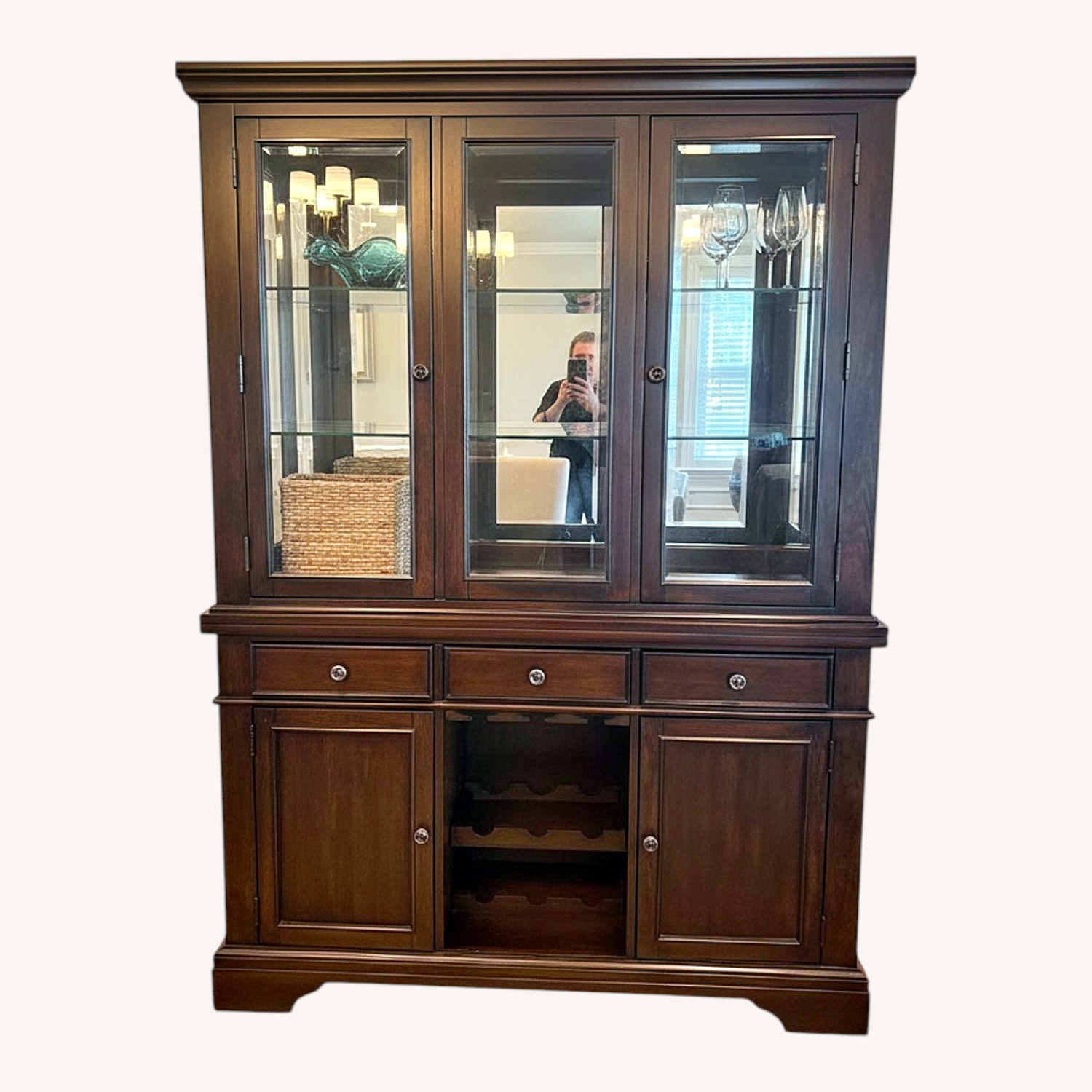 Raymour & Flanigan Dark Brown Wood Sideboard - image-4