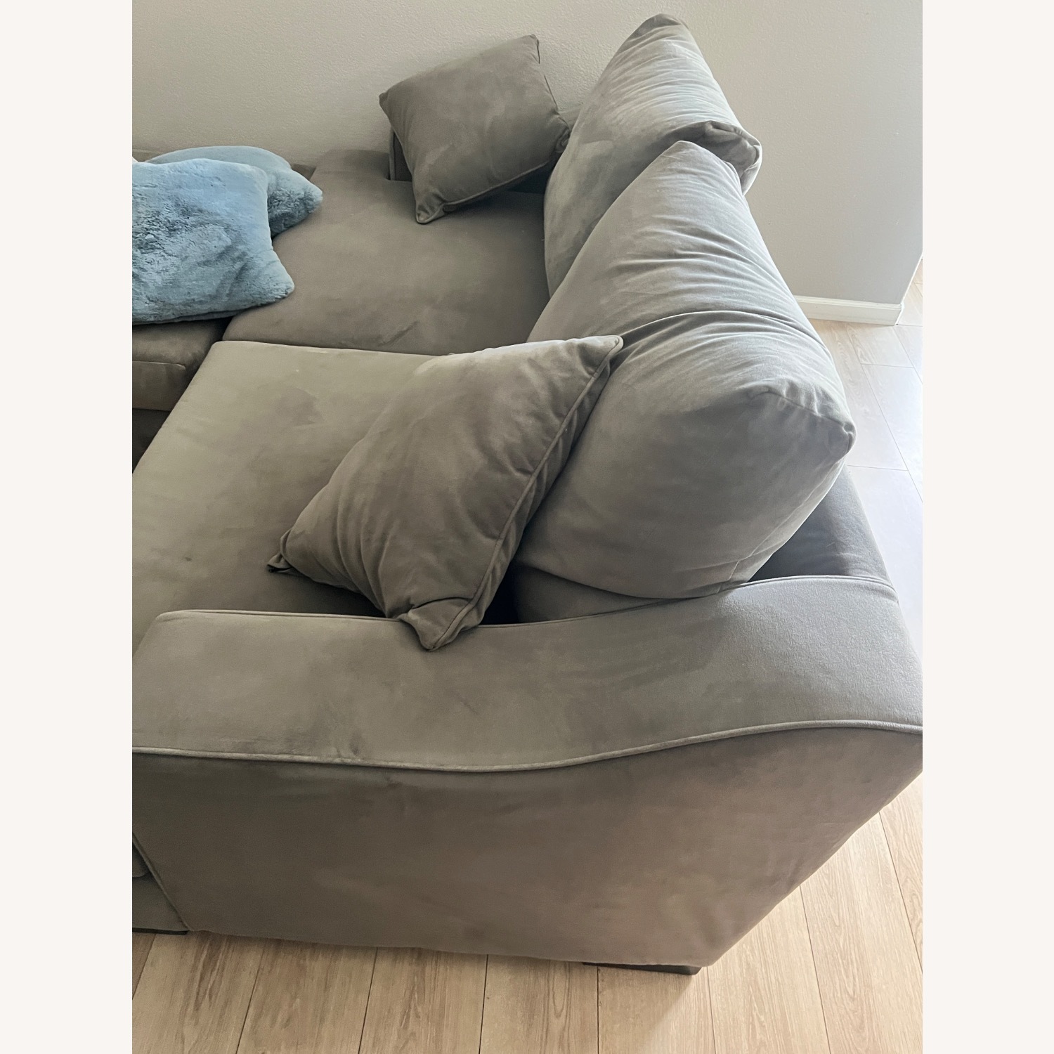 Living Spaces Dark Gray 3+ Piece Sectional - image-3