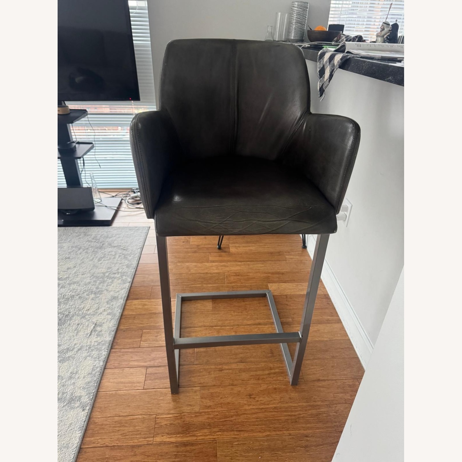 HD Buttercup Chair and a Half - image-3