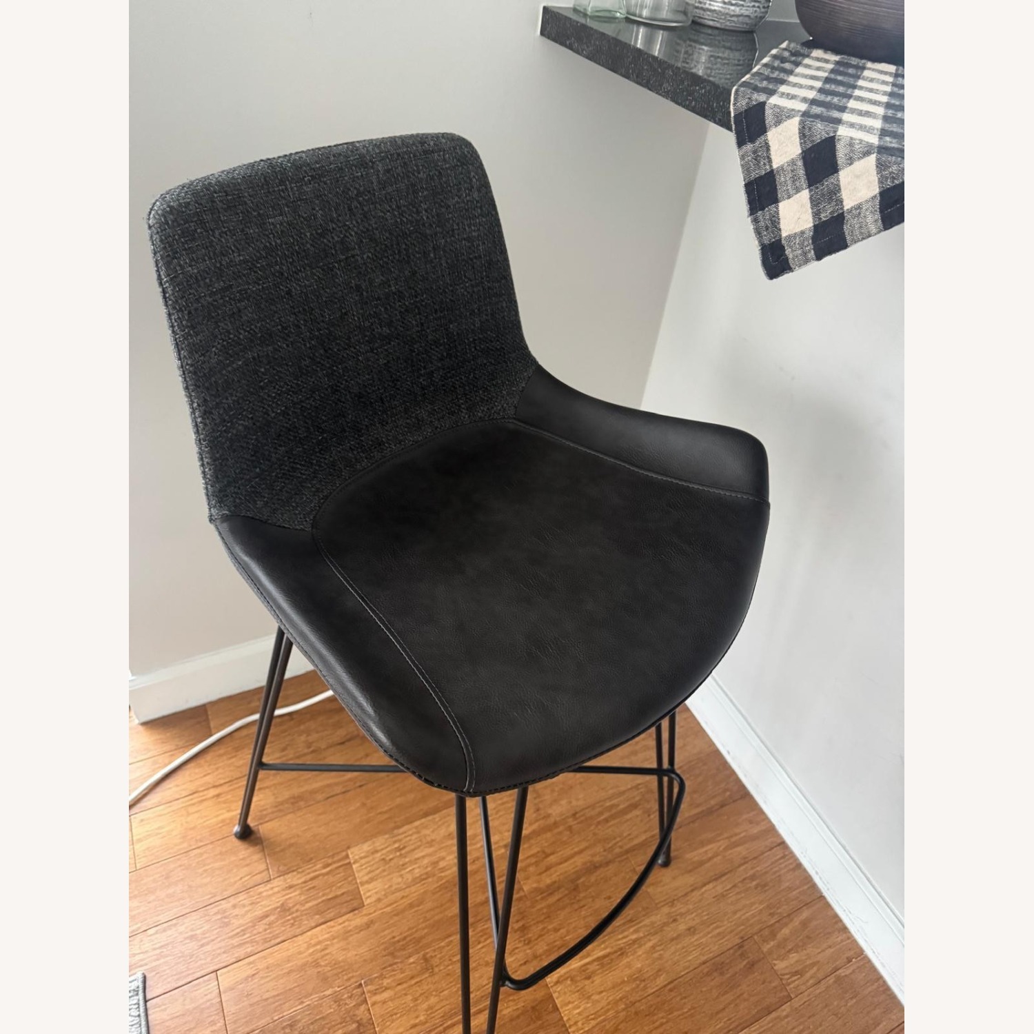 HD Buttercup Chair and a Half - image-2