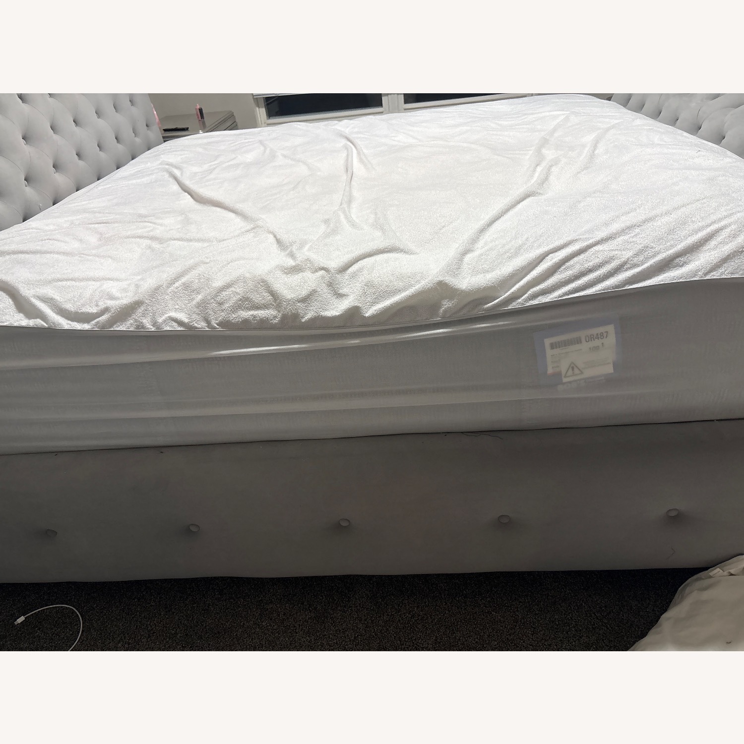 Hollywood King Size Bed - image-4