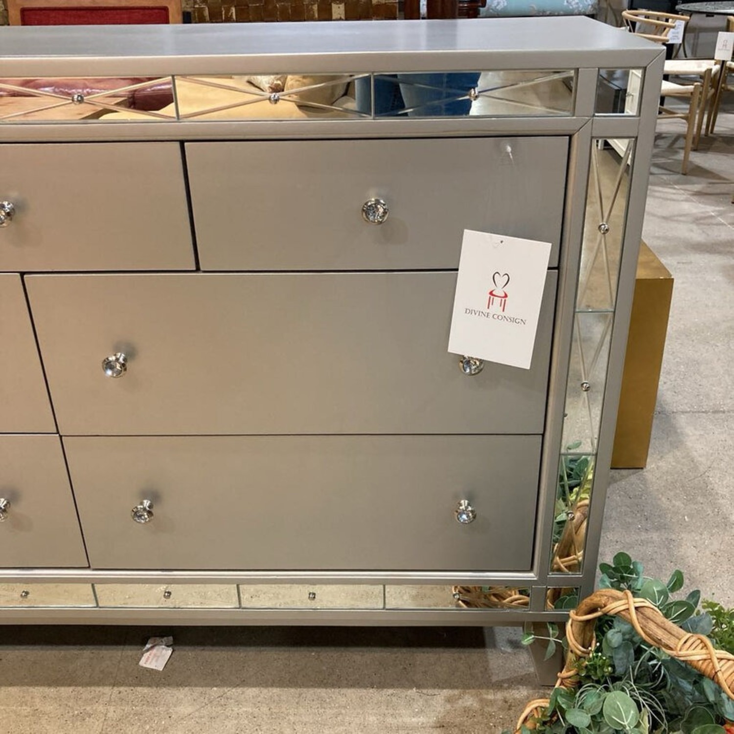 Coaster Leighton Metallic Mercury 7-Drawer Dresser - image-4