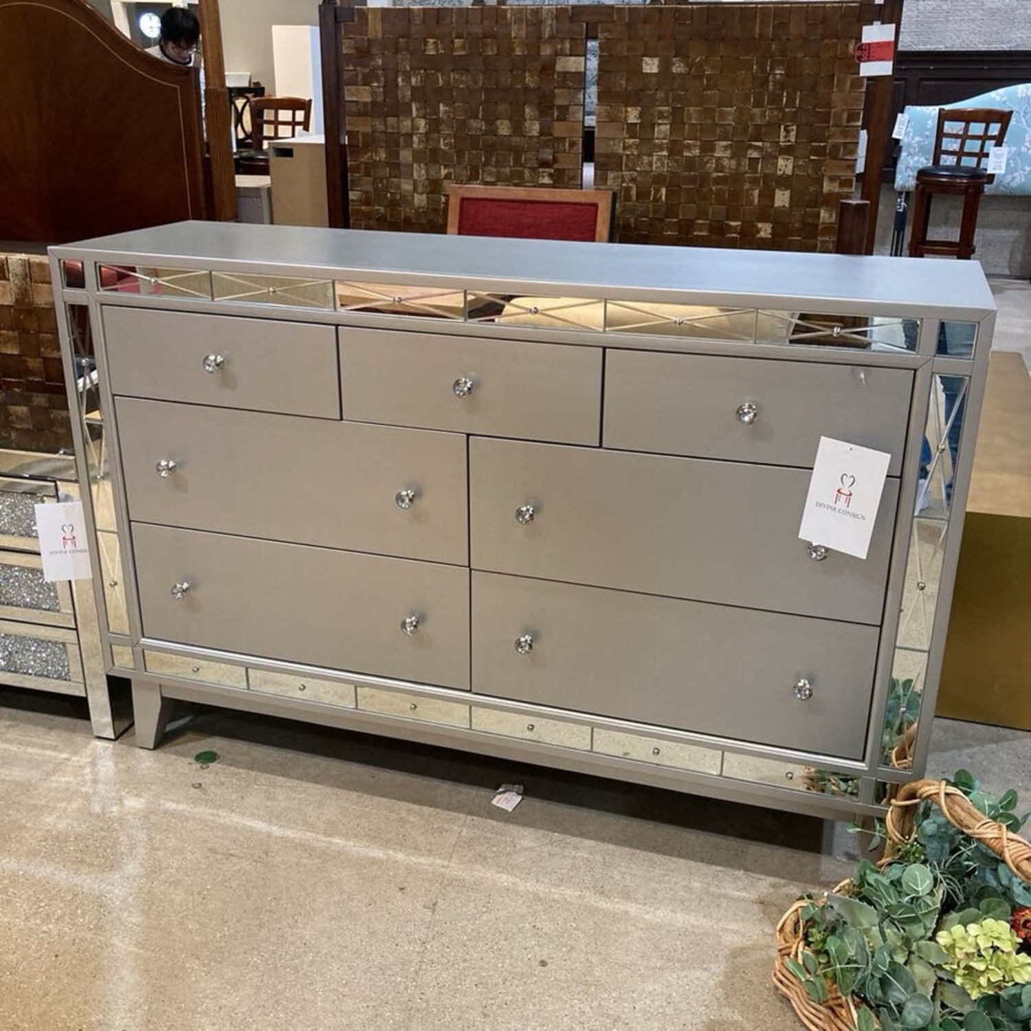 Coaster Leighton Metallic Mercury 7-Drawer Dresser - image-3