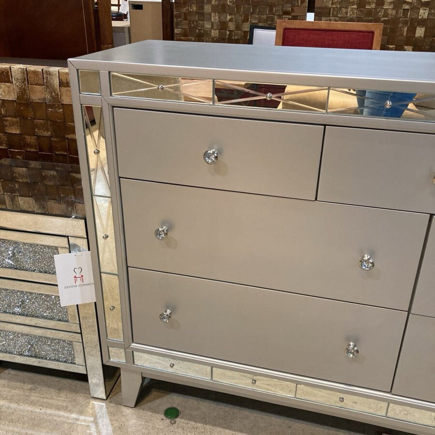 Coaster Leighton Metallic Mercury 7-Drawer Dresser - image-5