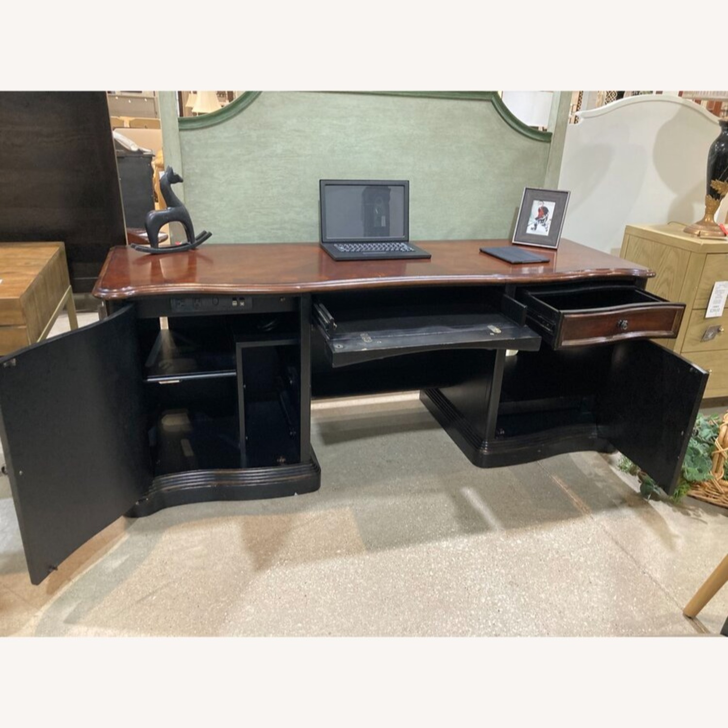 Hooker Furniture Executive Two-Door Desk - image-4