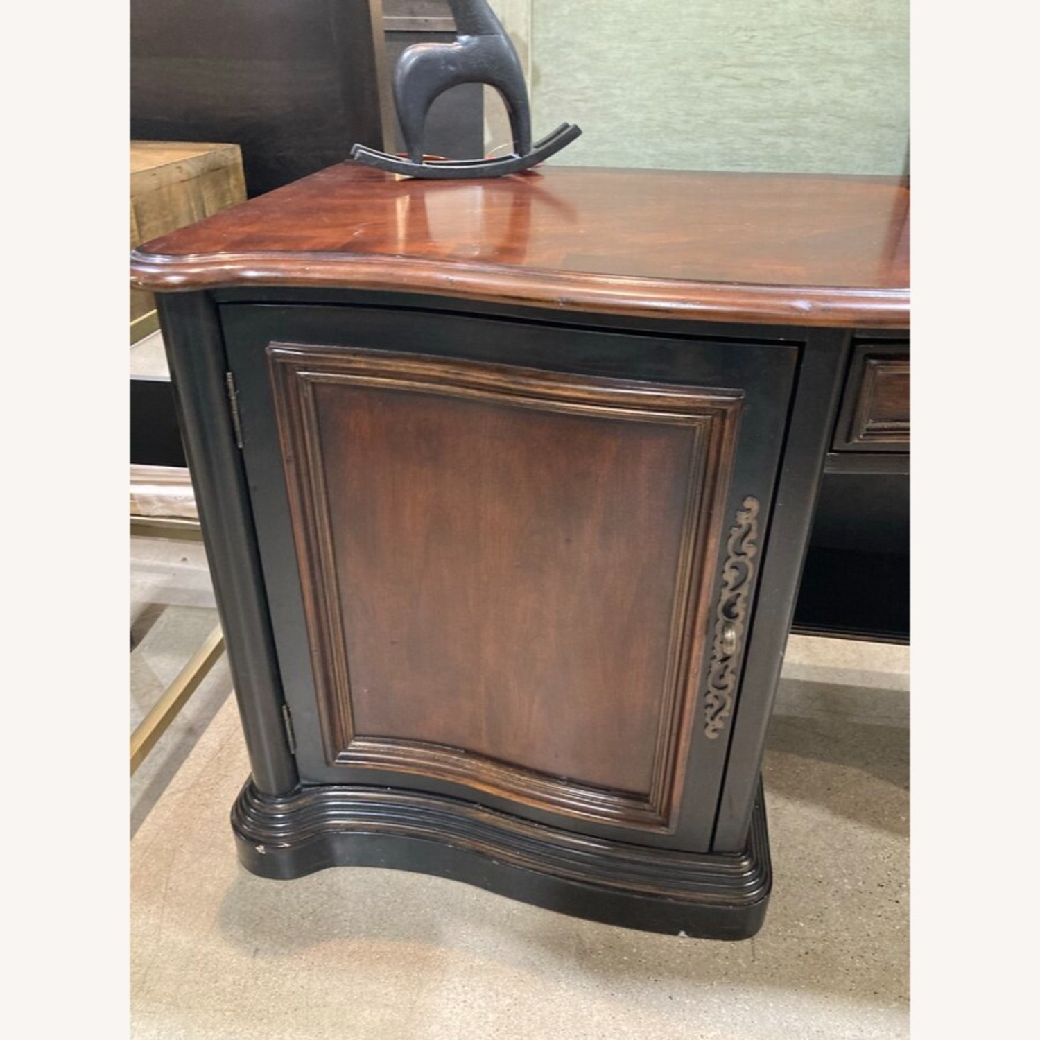 Hooker Furniture Executive Two-Door Desk - image-7