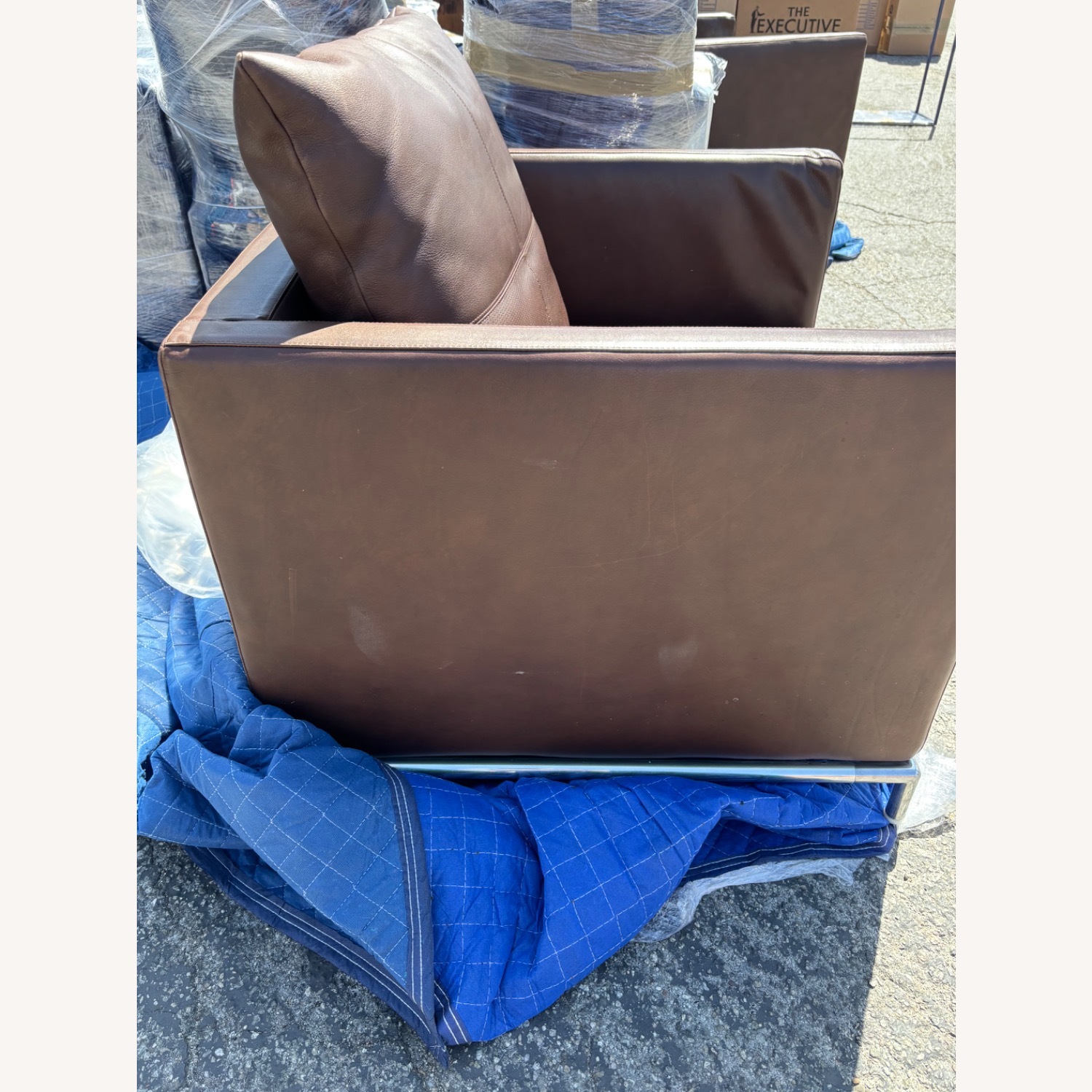 B&B Italia Dark Brown Leather Club Chairs (Pair) - image-5