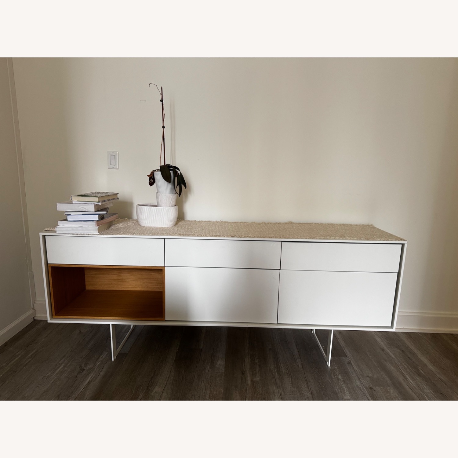 Treku White Wood Veneer Sideboard - image-5