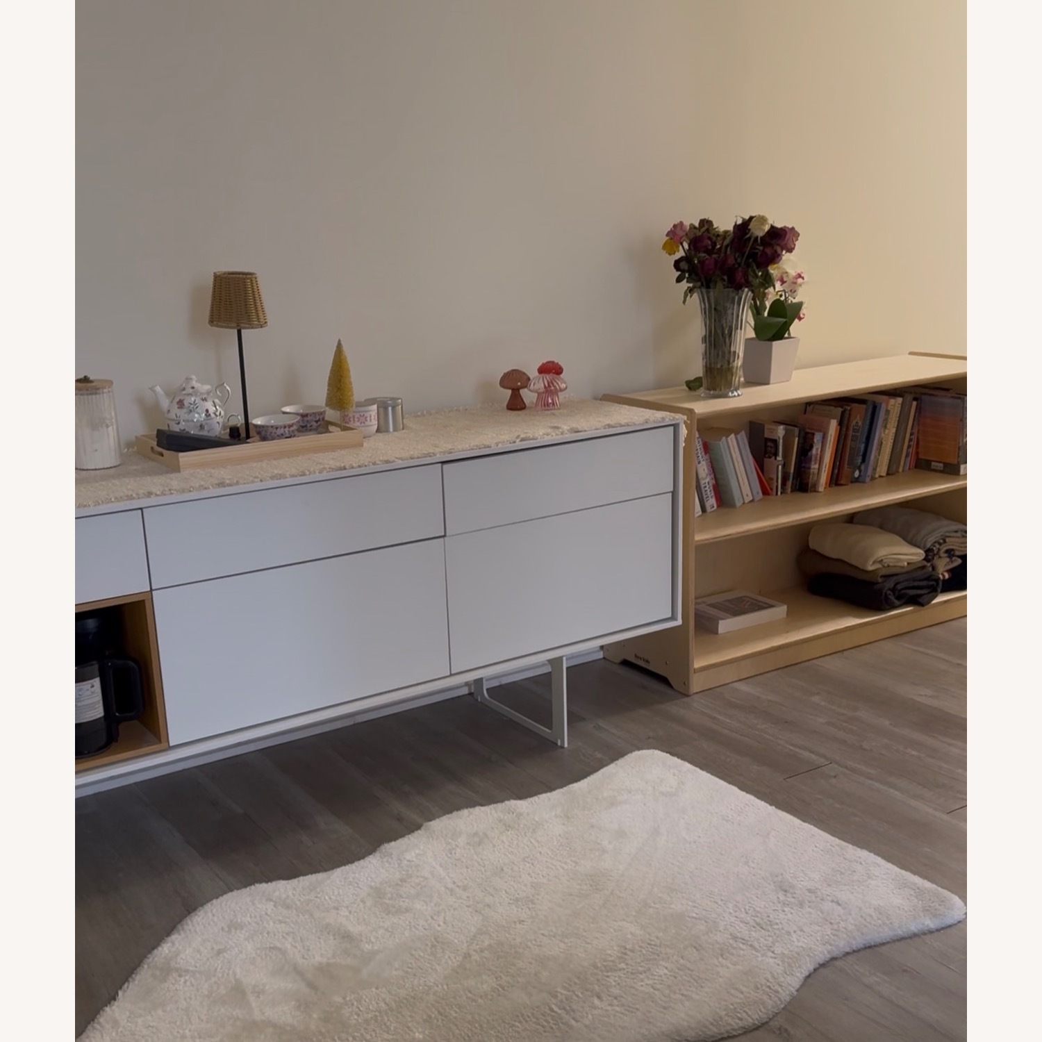 Treku White Wood Veneer Sideboard - image-2