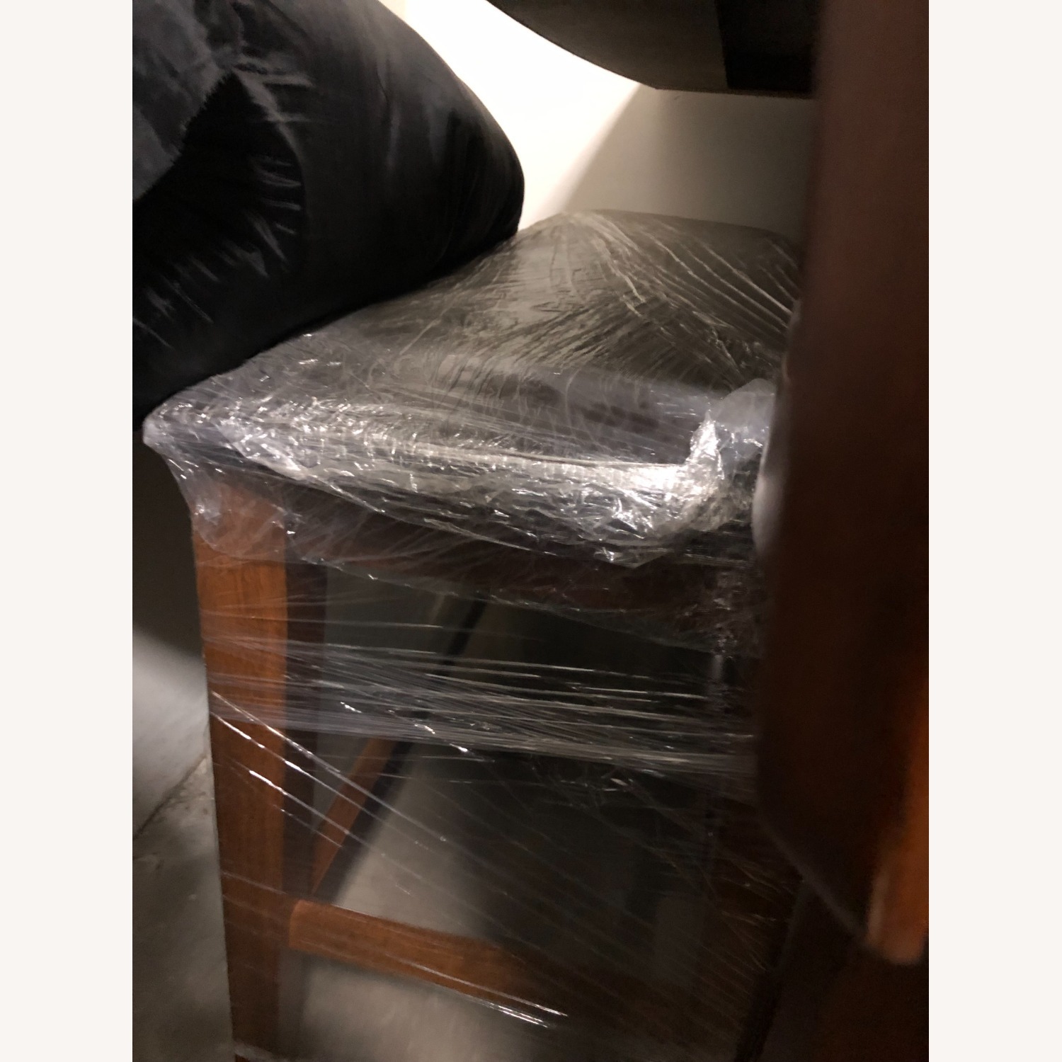 Dinnig Table - image-2