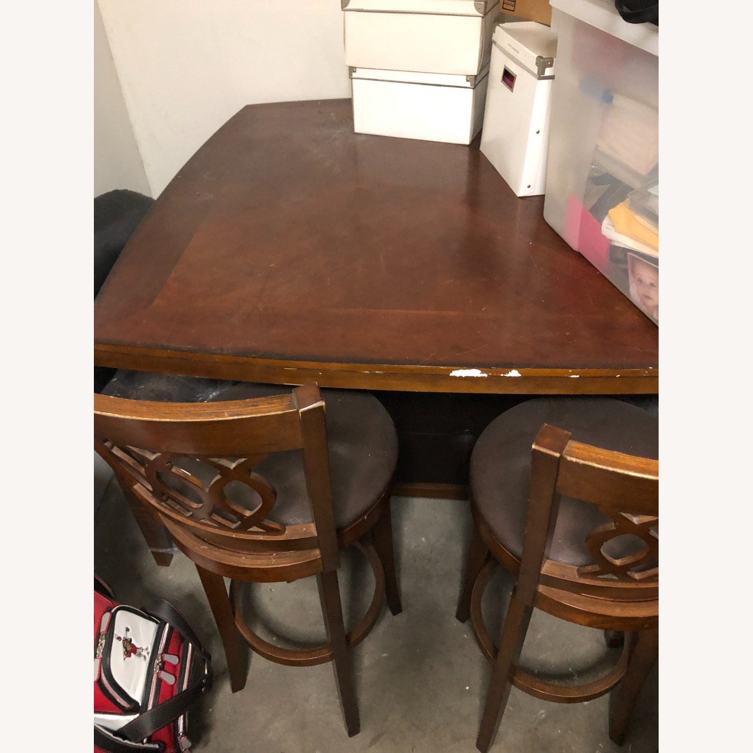 Dinnig Table - image-4