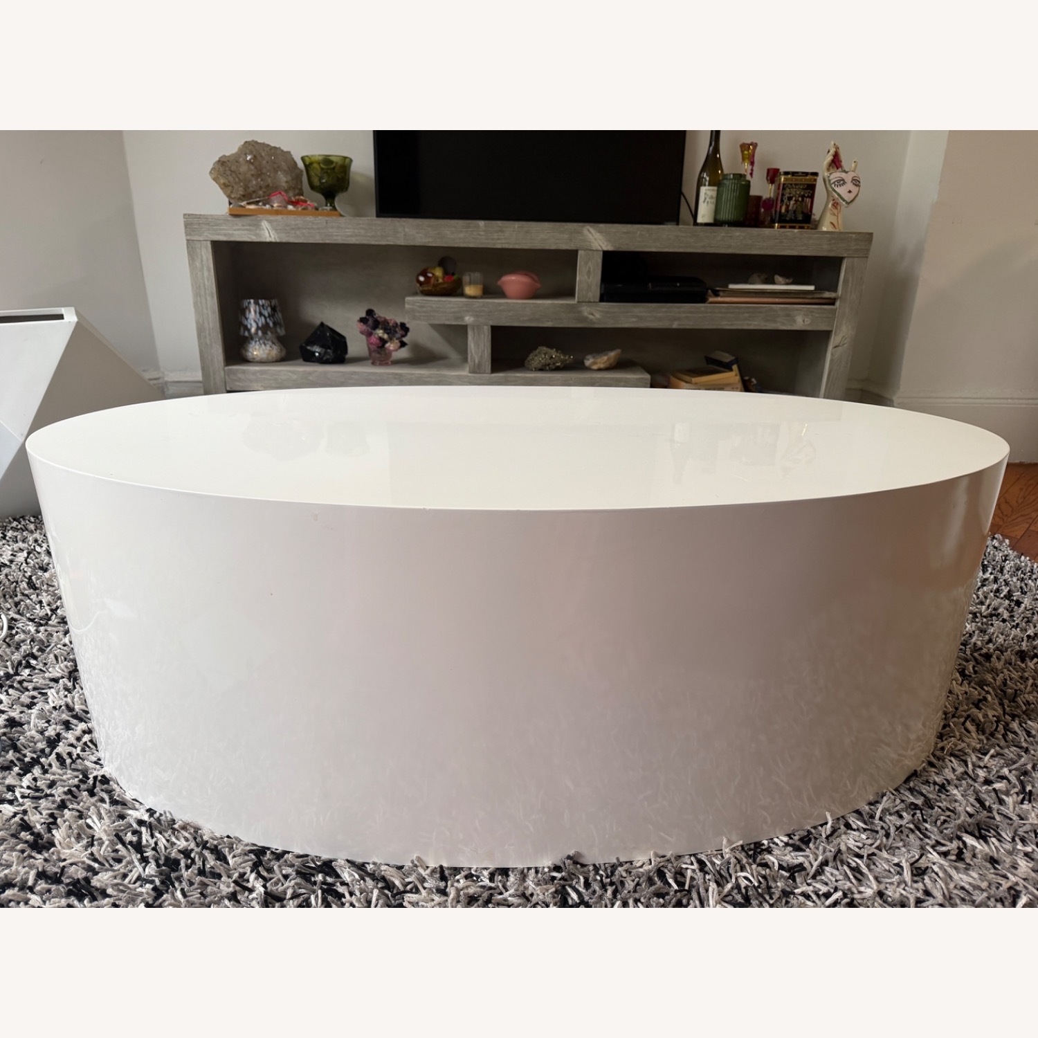 White Wood Round Retro Style Coffee Table - image-4