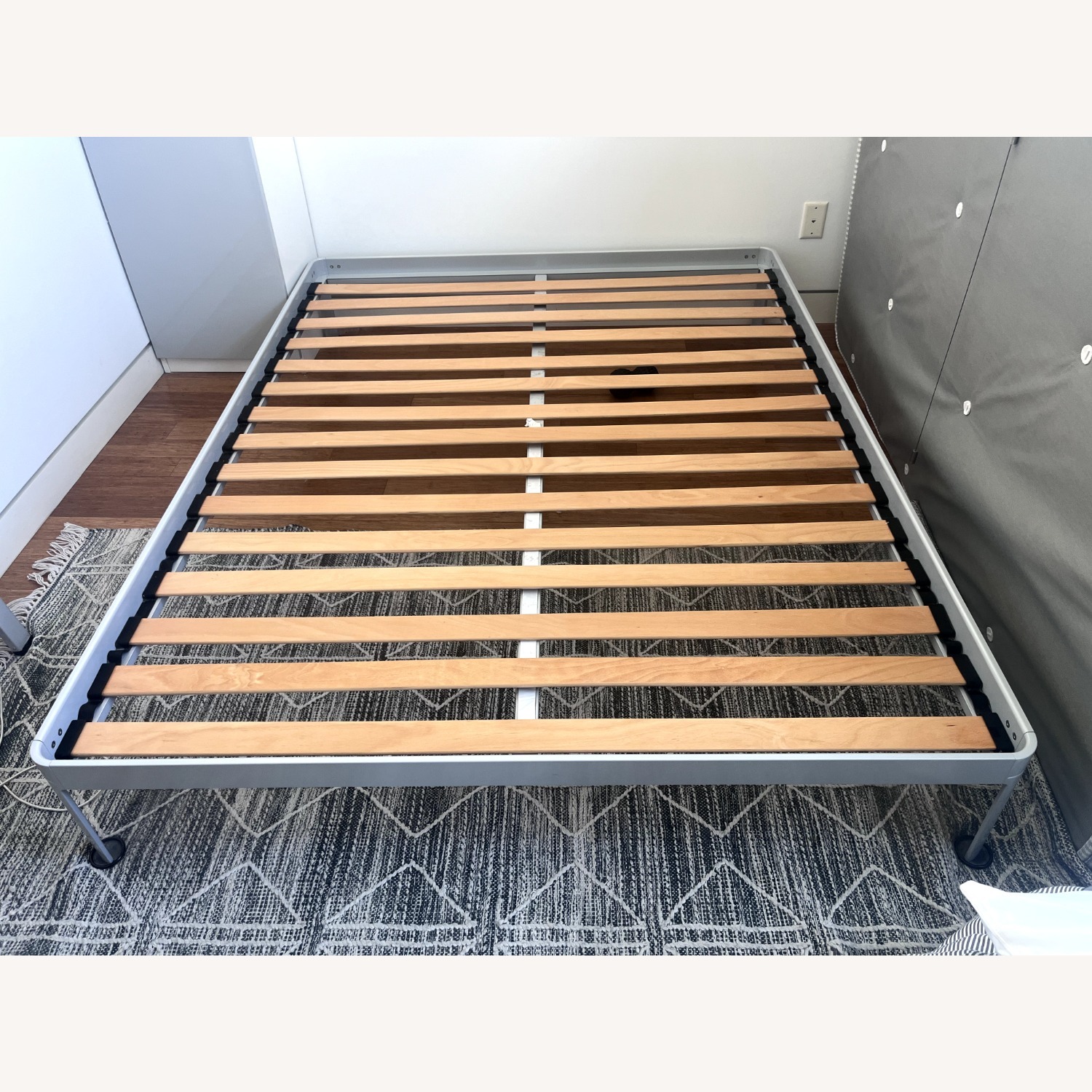 Design Within Reach Min Queen Bed Luciano Bertoncini - image-2