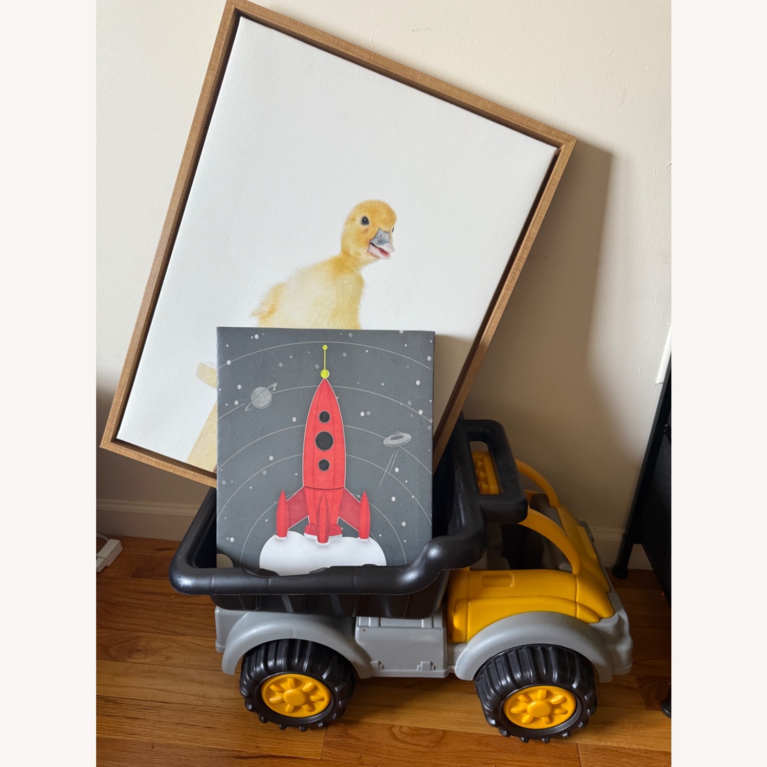 Sweetcrispy Desk Chair & Playroom Art Bundle - image-5