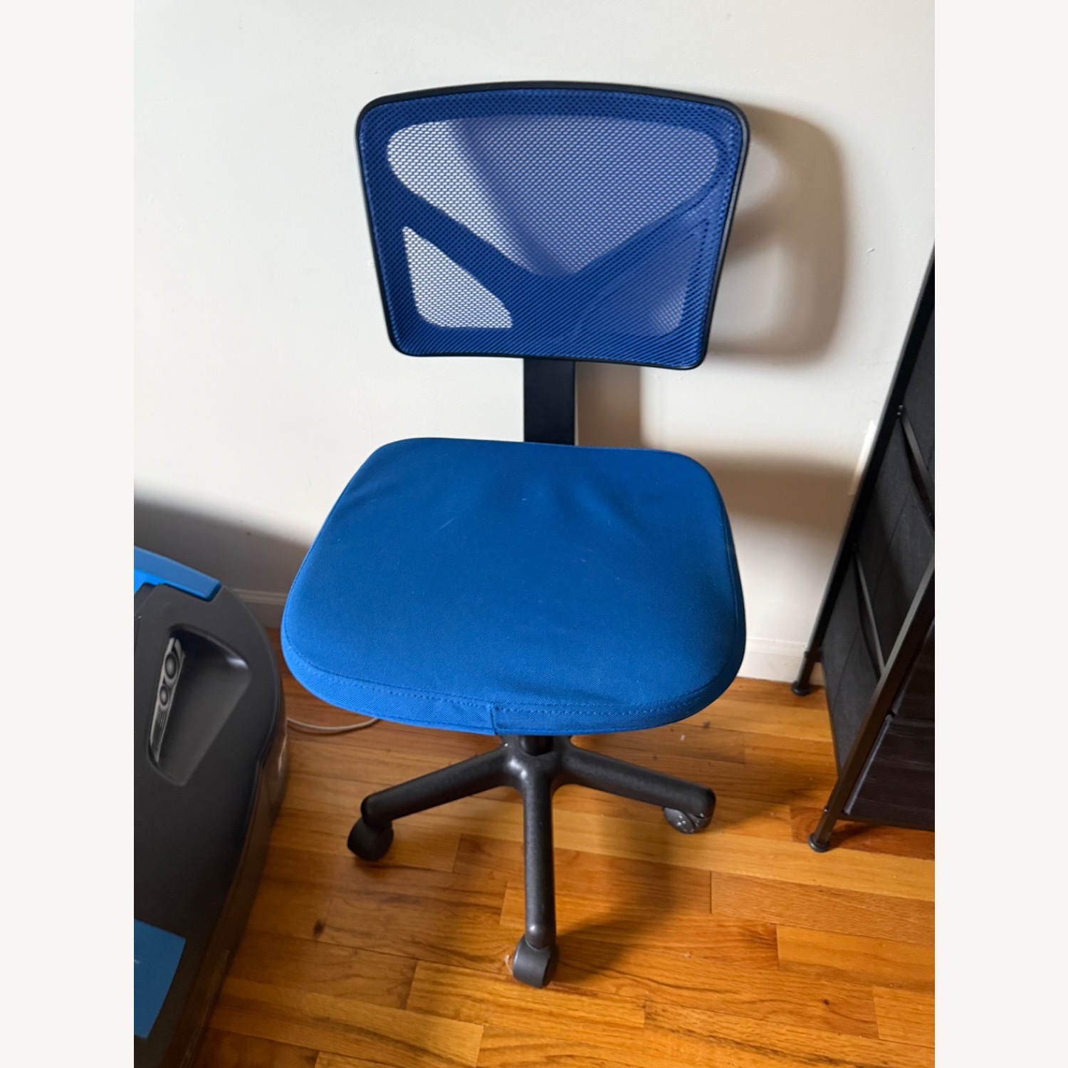 Sweetcrispy Desk Chair & Playroom Art Bundle - image-1