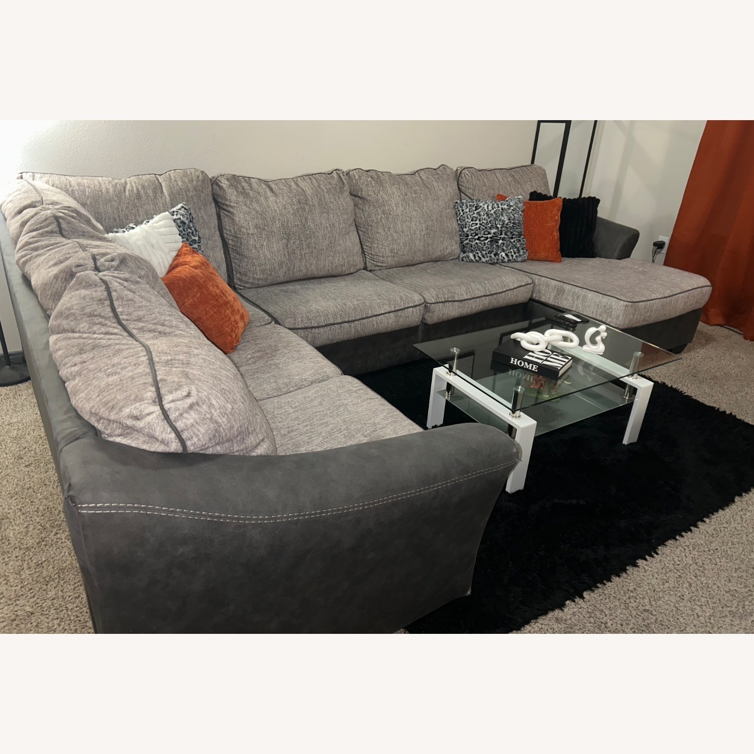 Light Gray 3+ Piece Sectional - image-4