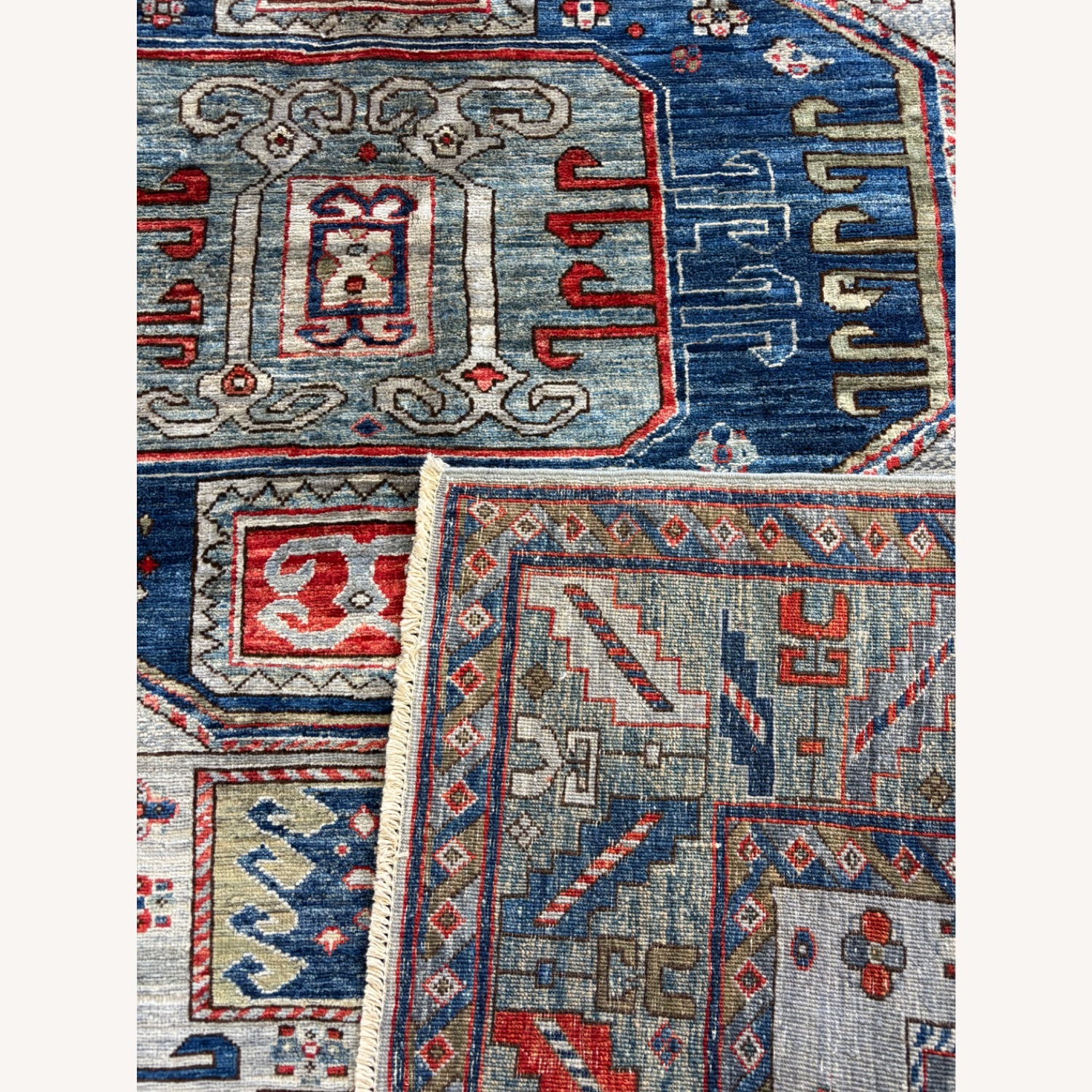 Light Gray Wool Small Rug 5' x 7' - image-5