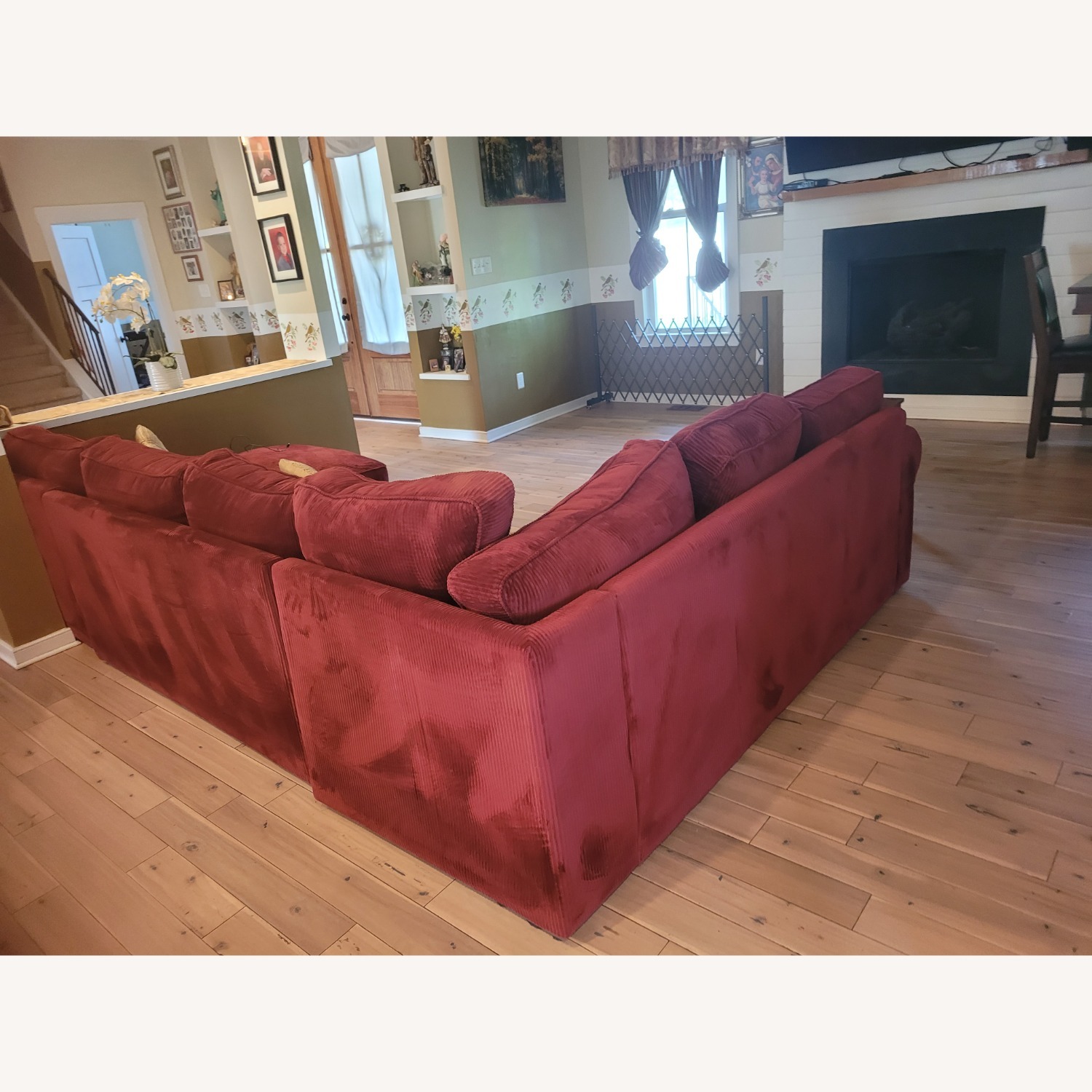 Ashley Couch - image-2