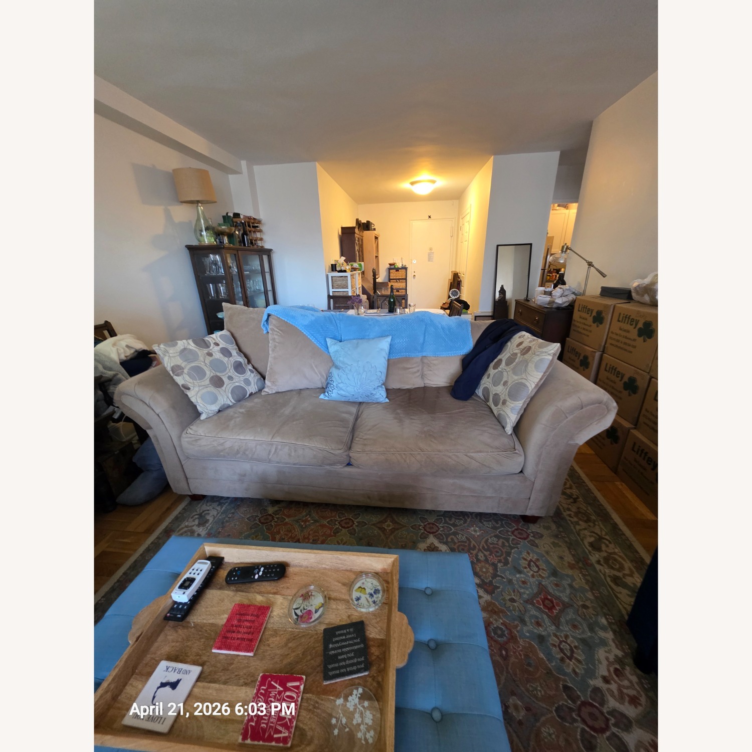 Bob's Discount Furniture Natural 3+ Seater Sofa - image-2